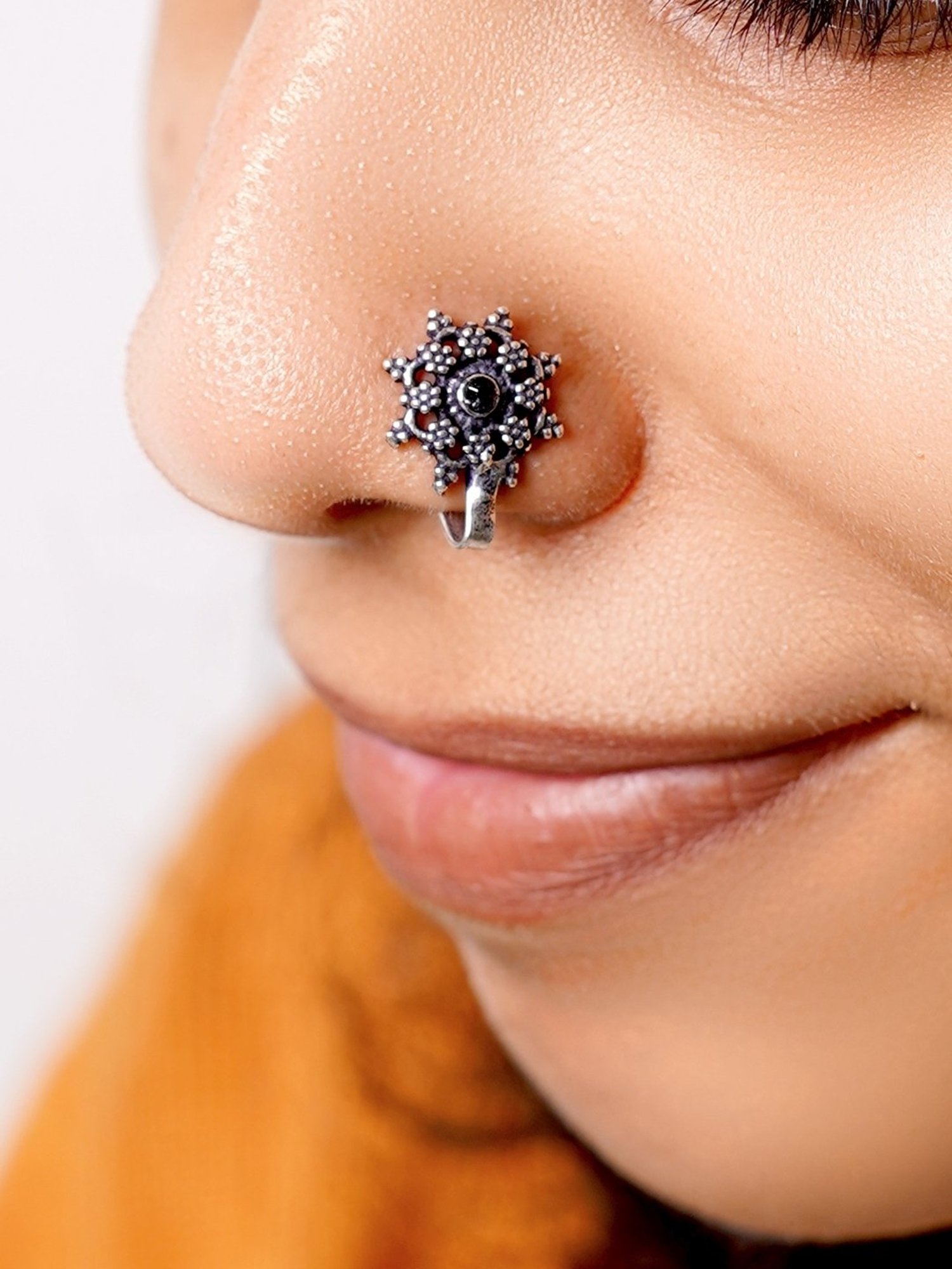 Teejh Ethnic Gauri Black Stone Floral Nose pin for Women