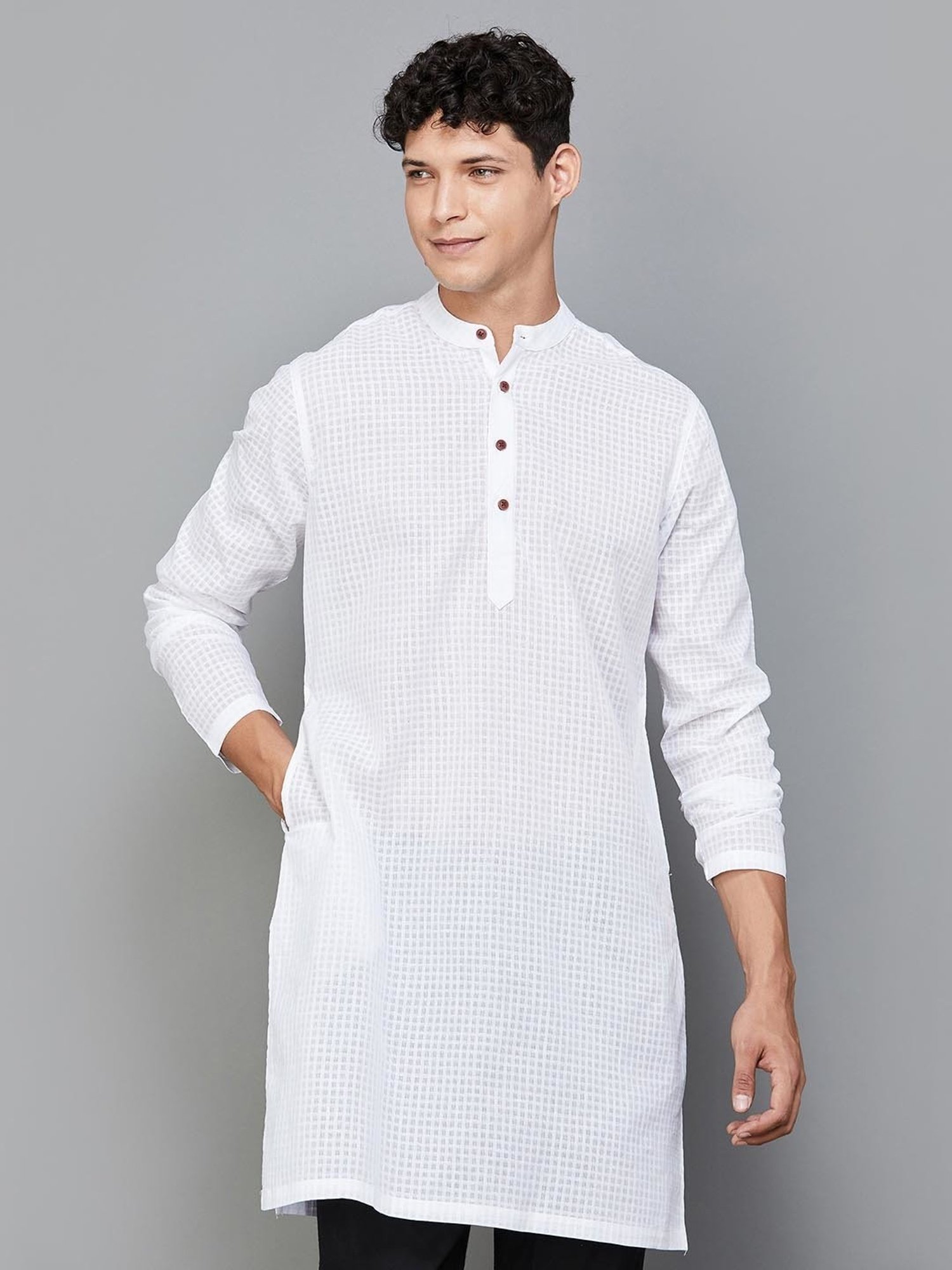 Manthan Red Full Sleeves Solid Kurta