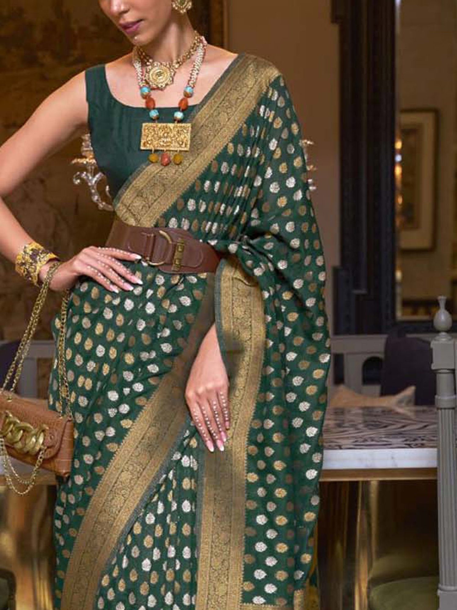 Elora Green Woven Saree With Unstitched Blouse