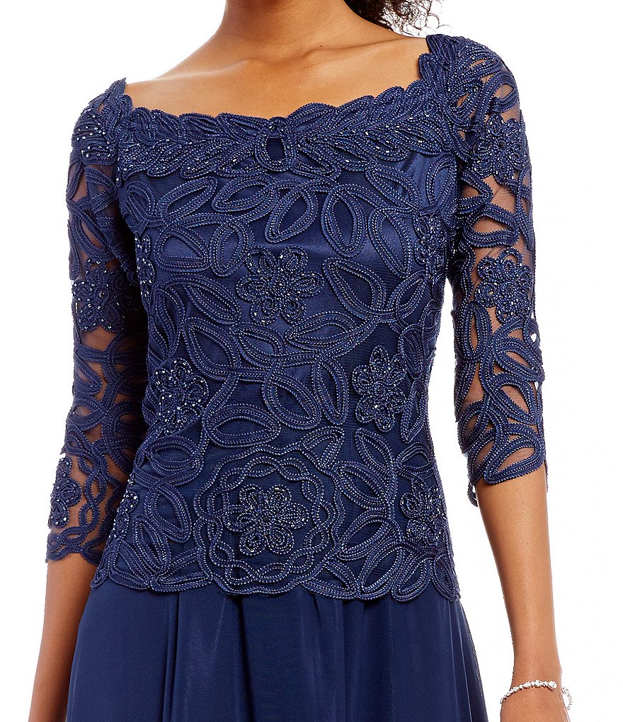 Soulmates Embroidered Lace 3/4 Sleeve Boat Neck Gown