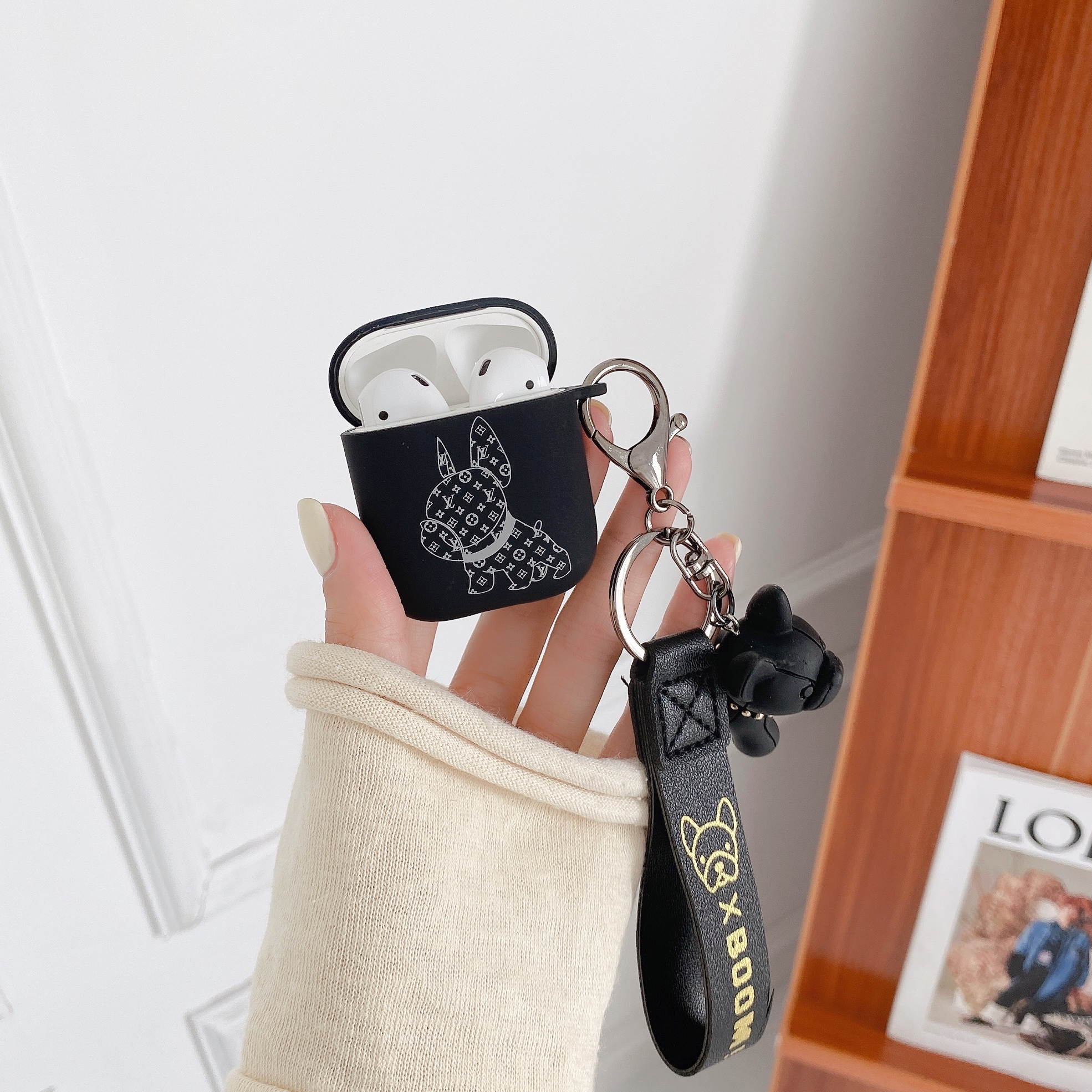 Airpods Case, Soft Case Cover Shockproof Protective Cute Airpod Case Cover Skins Compatible with Apple Airpods 2/1 Charging Case for Kids Girls Teens Women Boys With Keychain Pretty Design