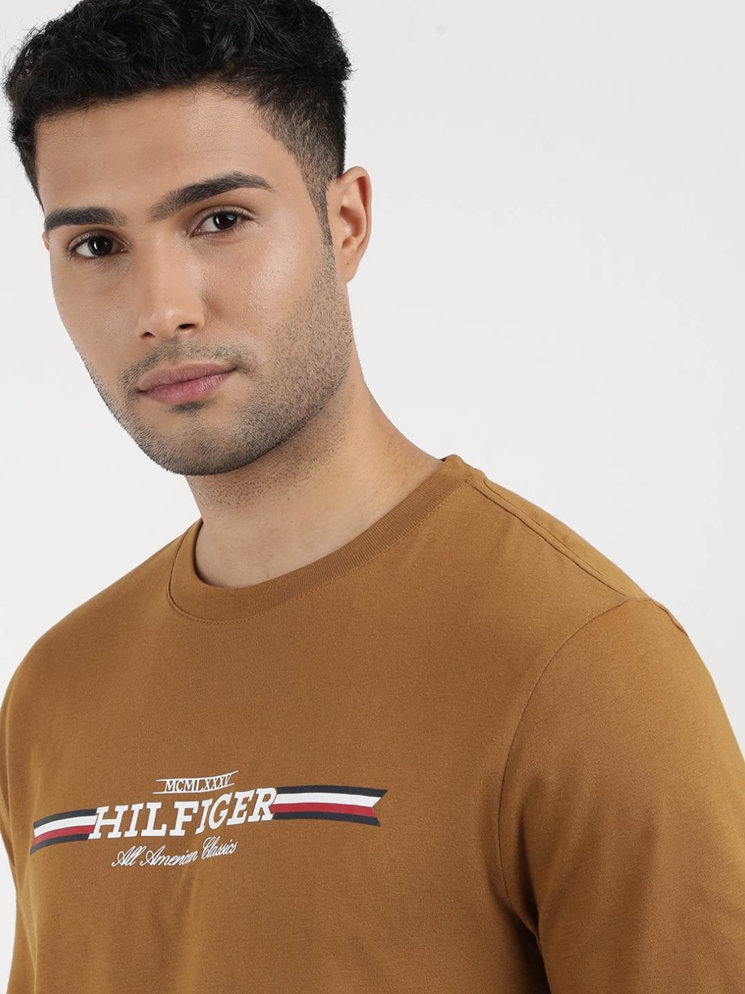 Tommy Hilfiger Country Brown Cotton Regular Fit Printed T-Shirt