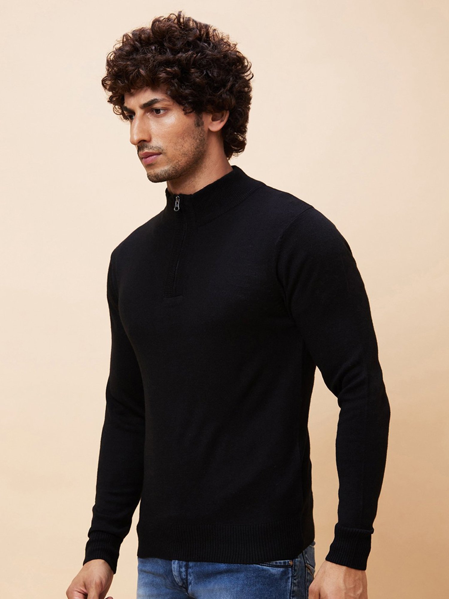 Globus Black Regular Fit Sweater