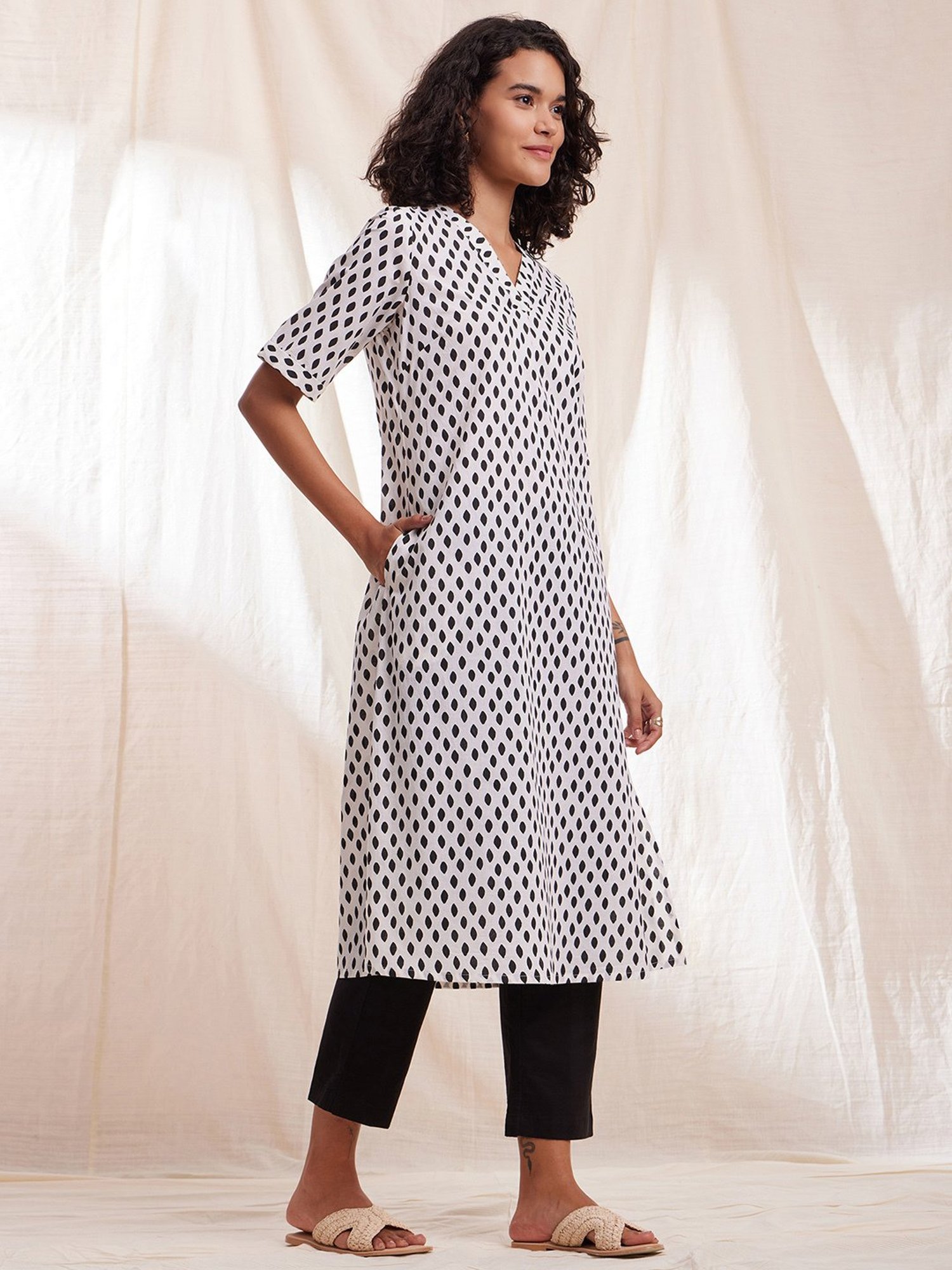 Pink Fort Black & White Cotton Printed A Line Kurta