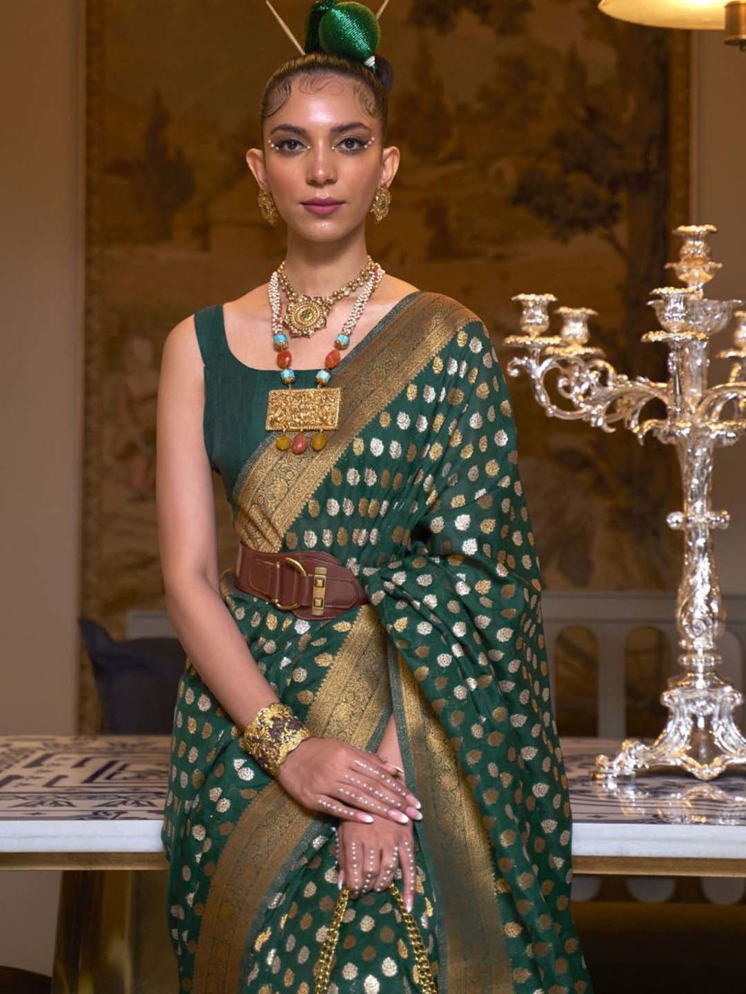 Elora Green Woven Saree With Unstitched Blouse