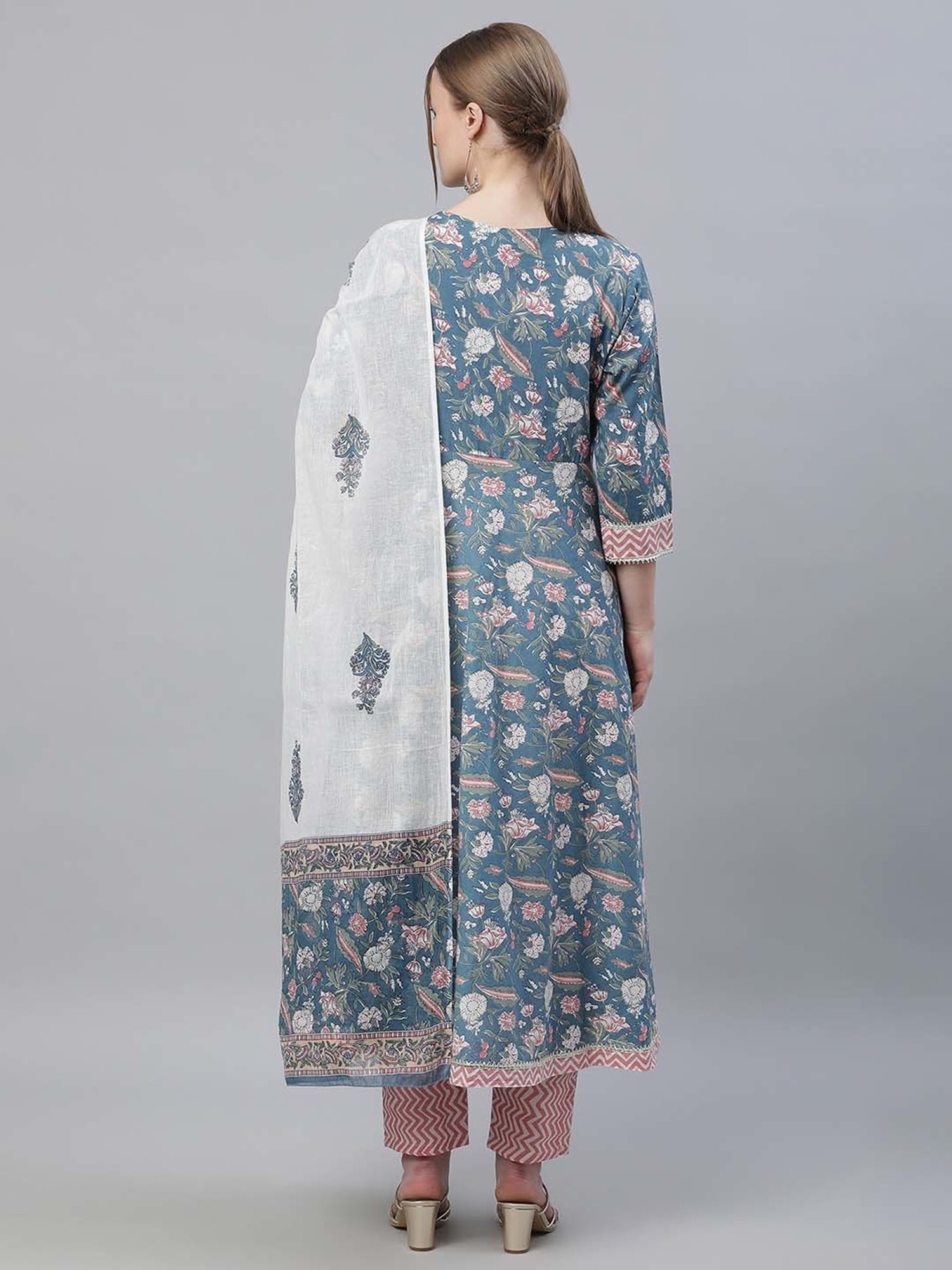 Sringam Blue & Pink Cotton Floral Print Kurta Pant Set With Dupatta