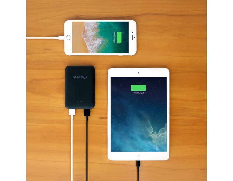 Aluratek 5000 mAh Portable Battery Charger