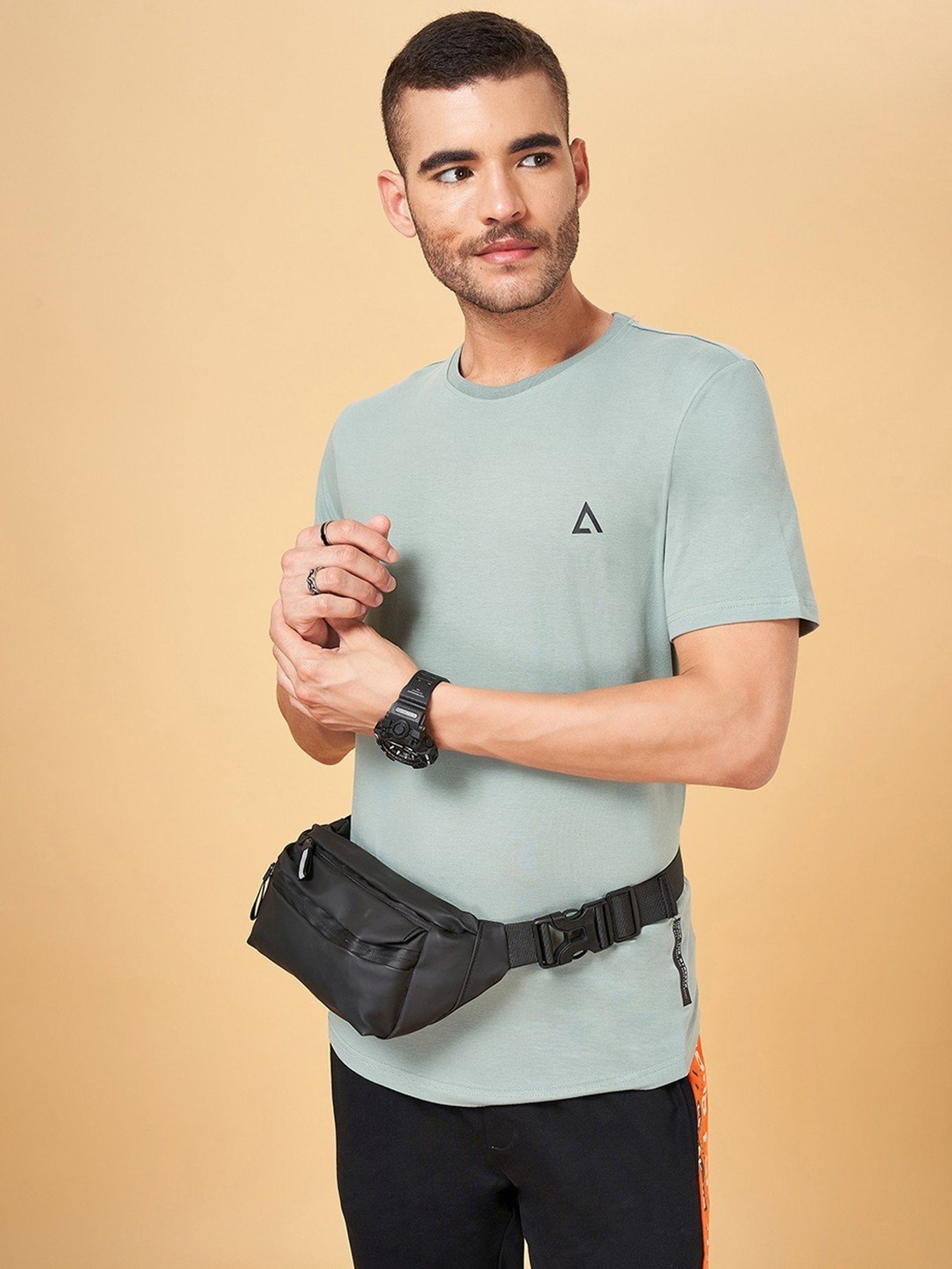 Street 808 by Pantaloons Green Regular Fit T-Shirt