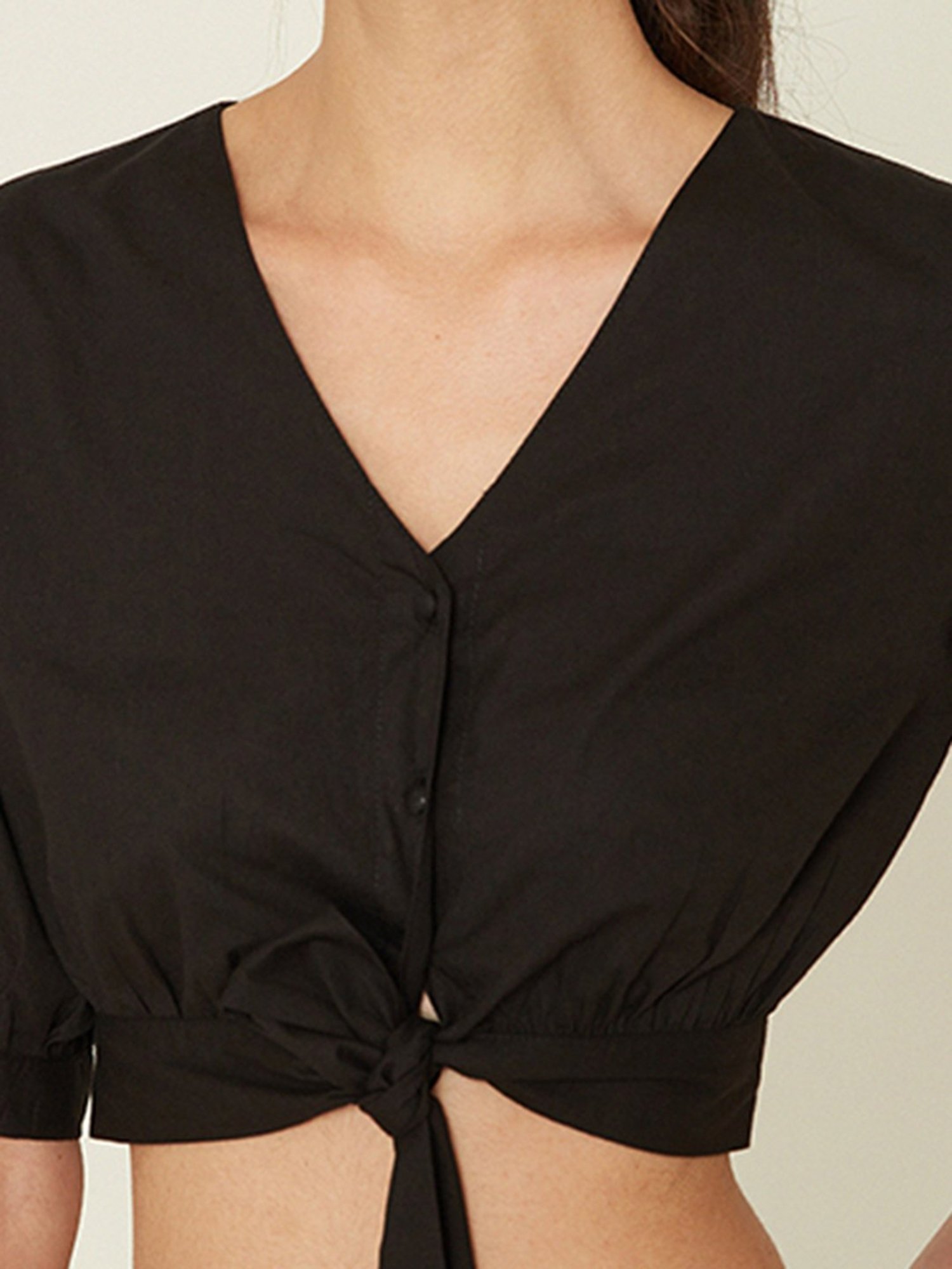 ANCESTRY Black Cotton Crop Top