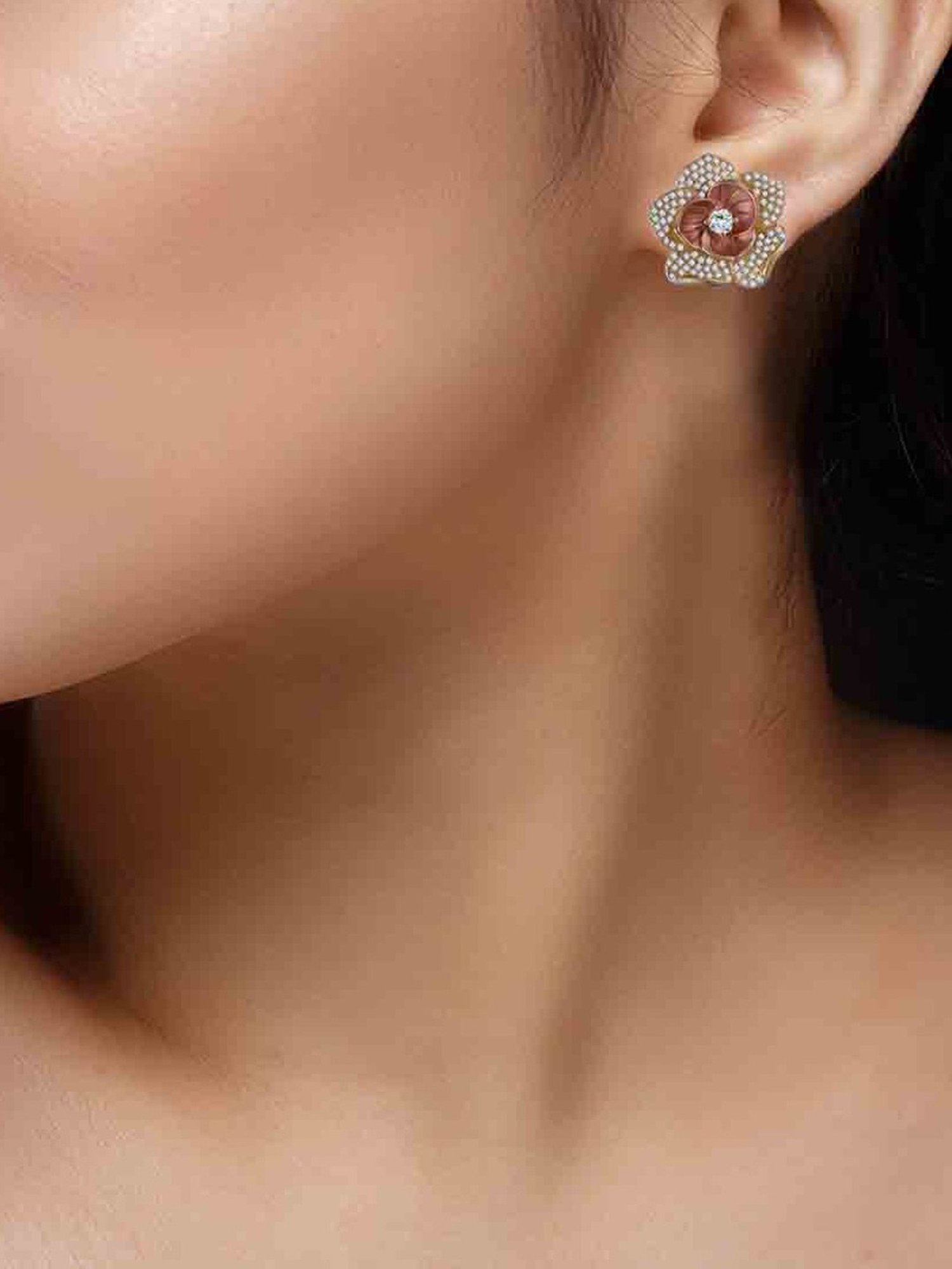 Rihi by P.C. Chandra Jewellers Rose In Gold Pendant And Earring Set (Without Chain)