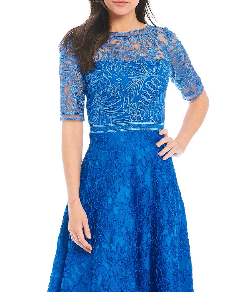 Tadashi Shoji Mixed Media Lace Bodice Boat Neck 3/4 Sleeve Midi Dress