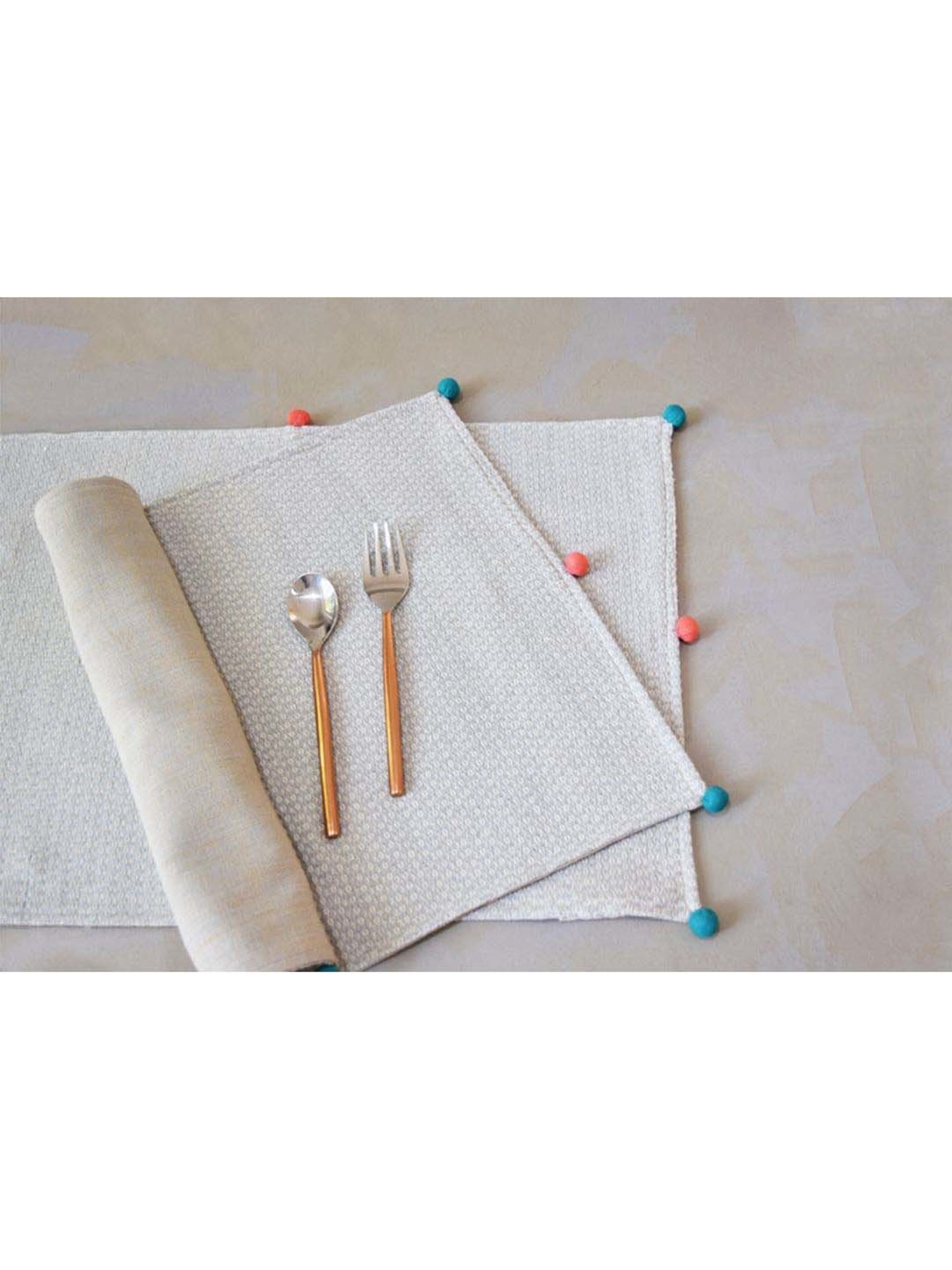 COPPRE Pakhi White Cotton Placemats - Set of 2