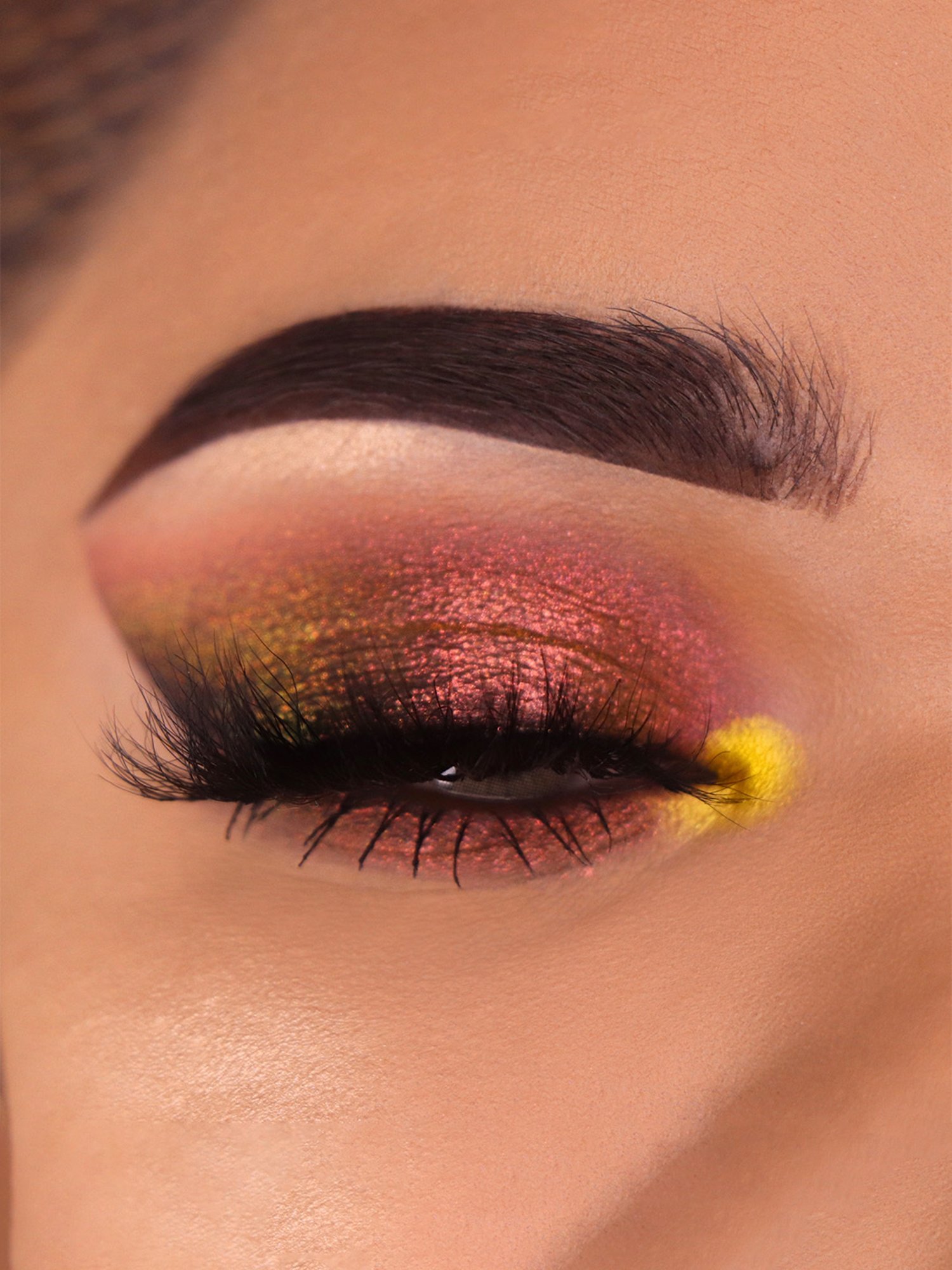 CHARMACY Milano Insane Shifters Eyeshadow 504 - 1.8 gm