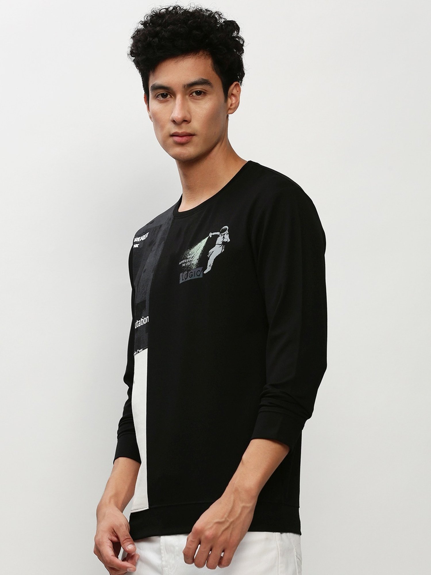 SHOWOFF Black Slim Fit Printed Sweatshirt
