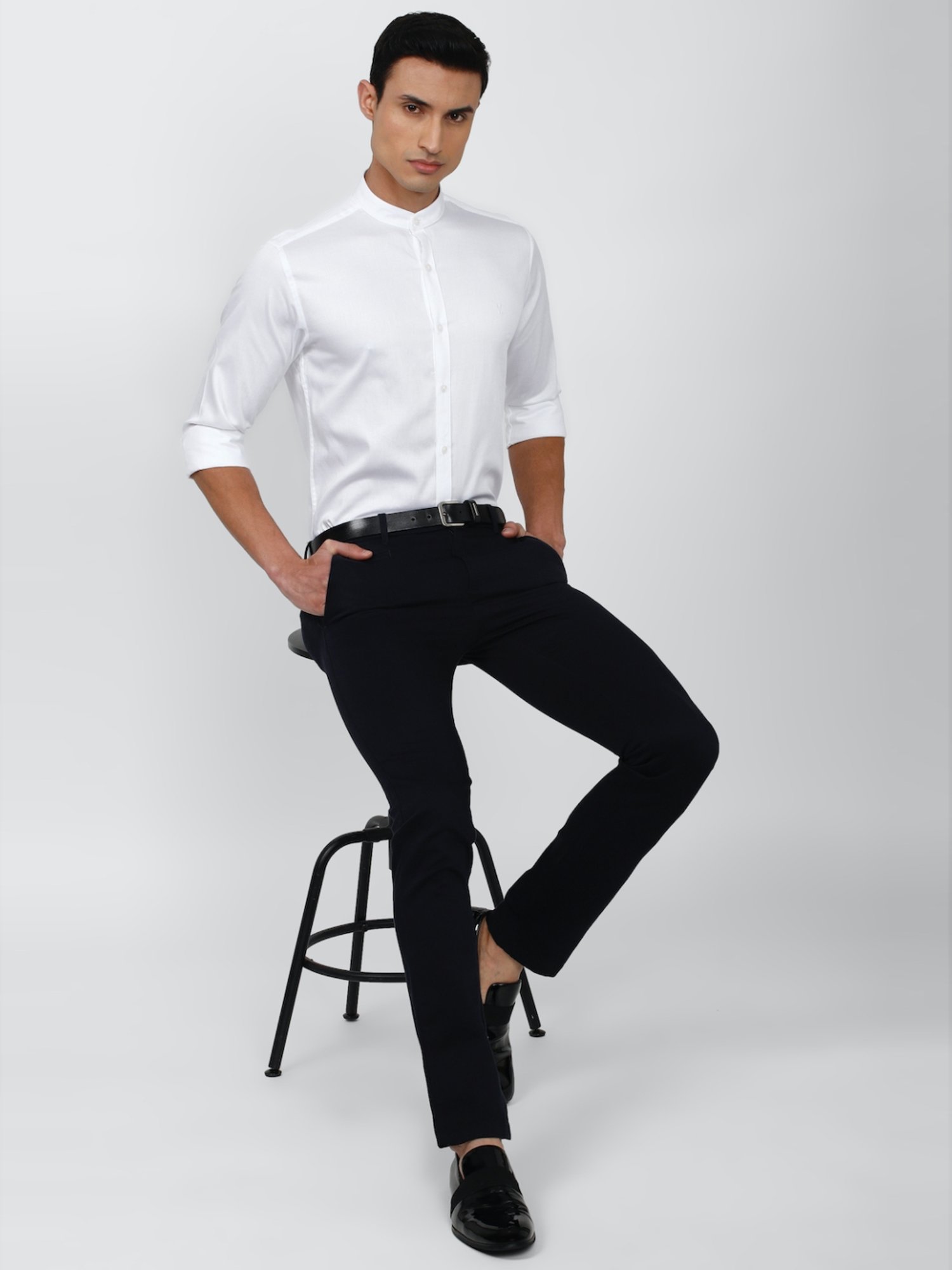 V Dot White Cotton Slim Fit Shirt