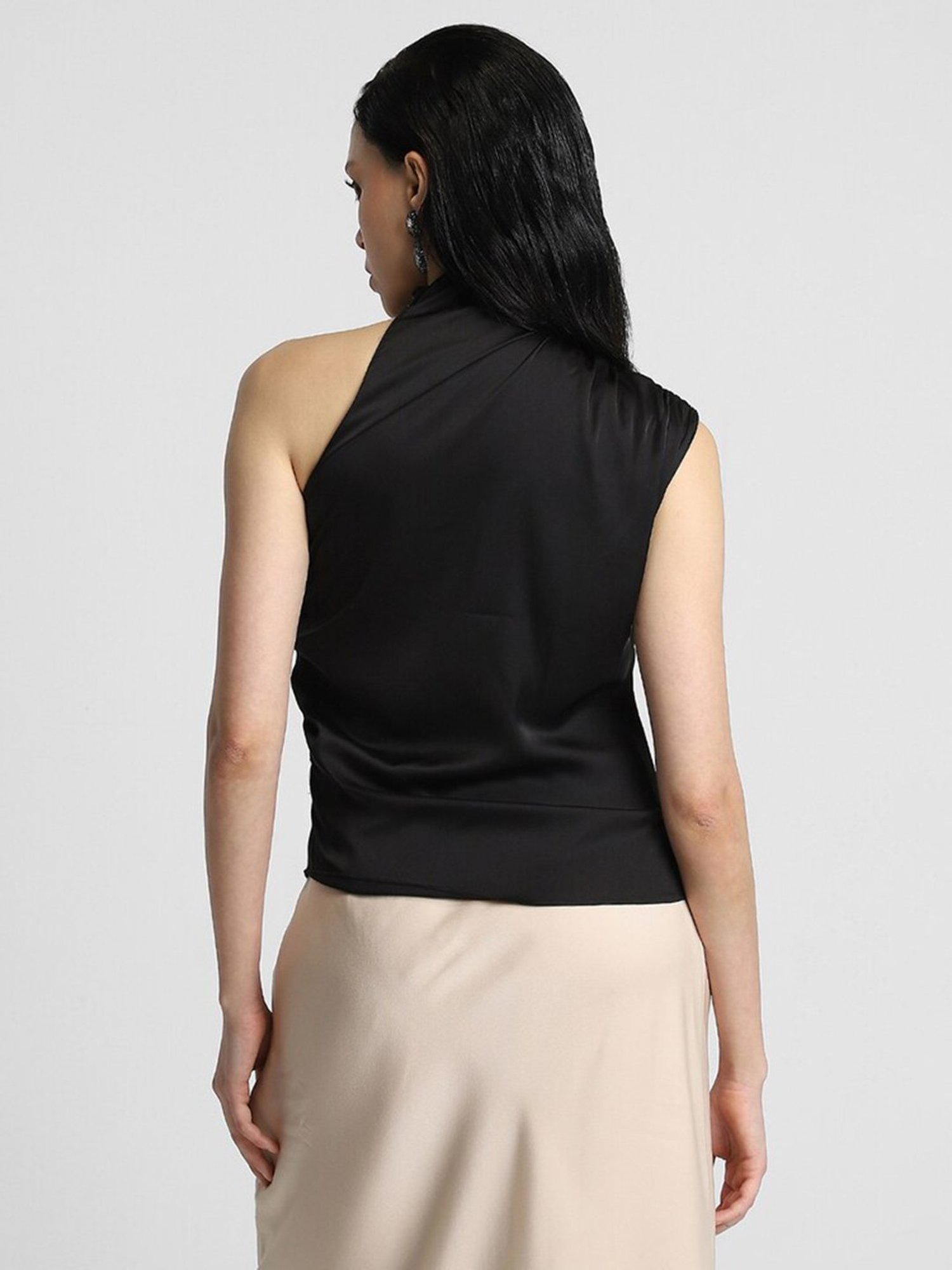 Forever 21 Black Regular Fit Top