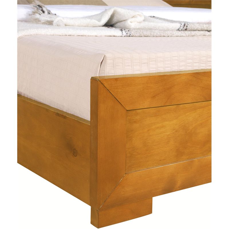 Oxford Oak King Bed in Brown - Camden Isle