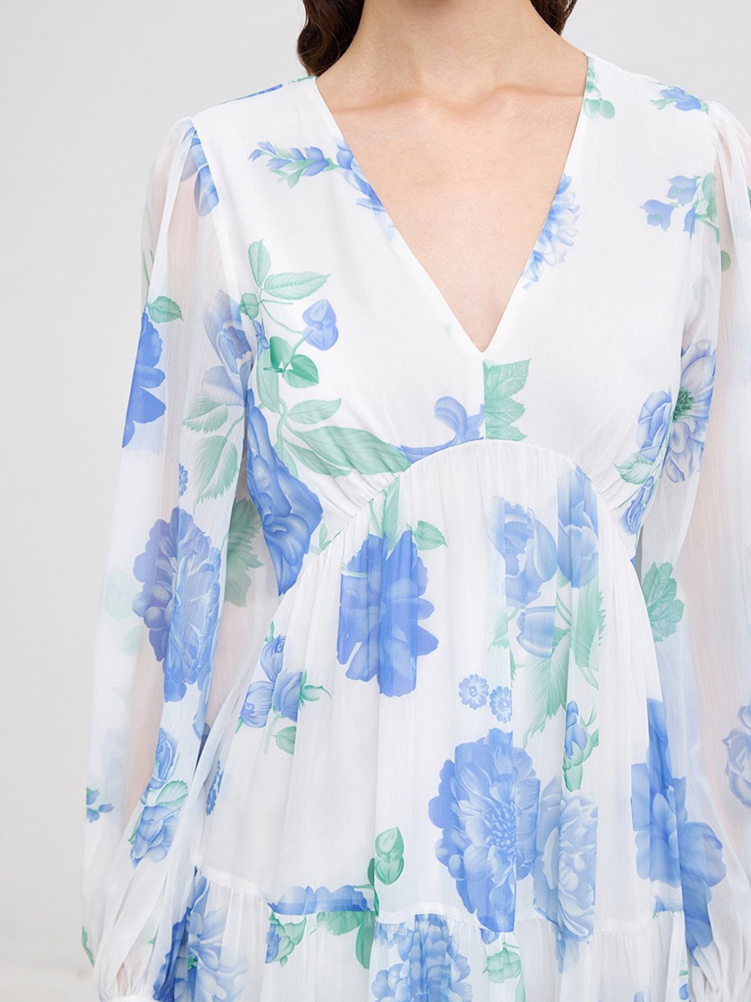 Cover Story Off White Floral Print Maxi Dress