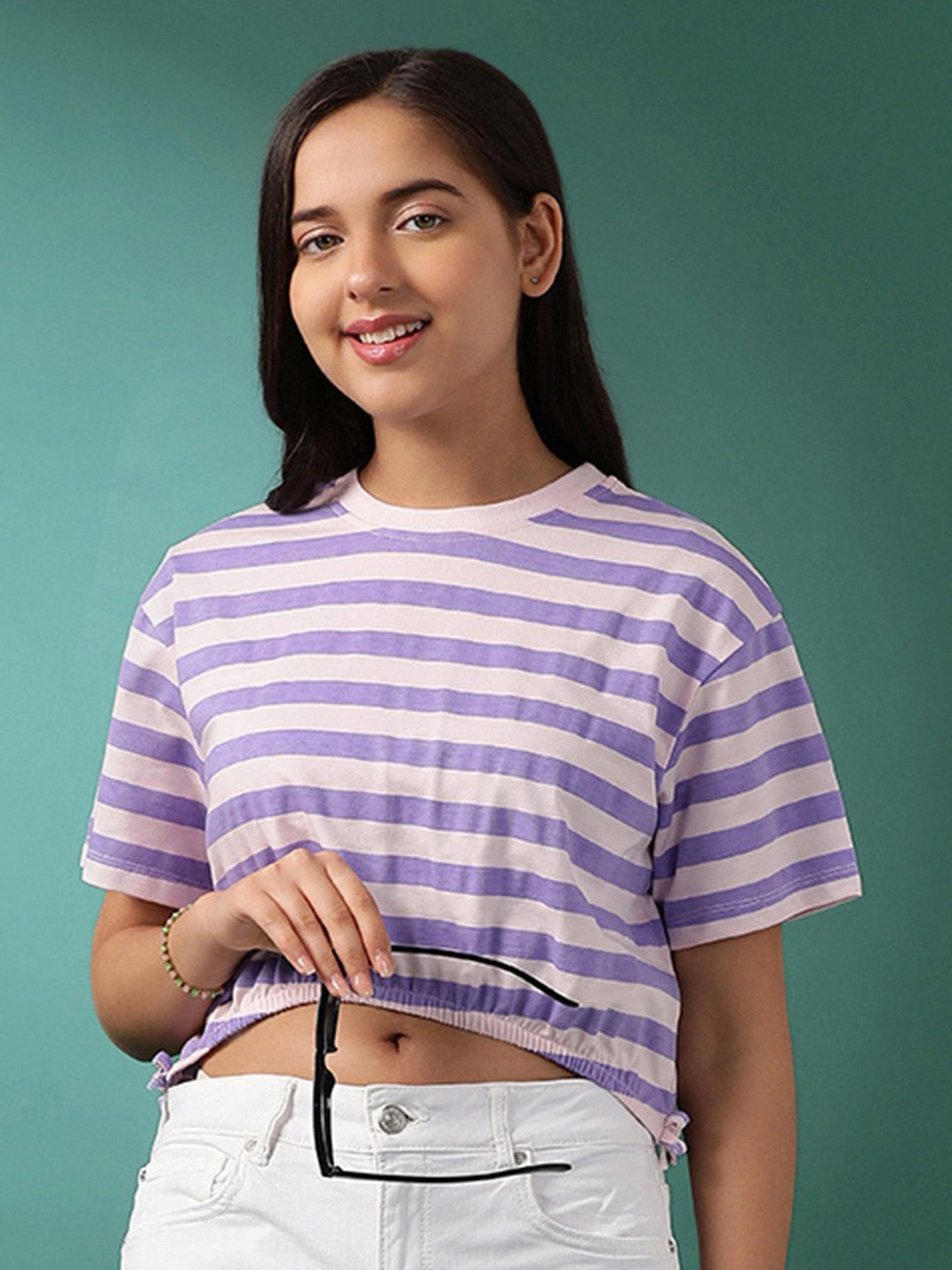 LilPicks Kids Yellow Solid Crop Top