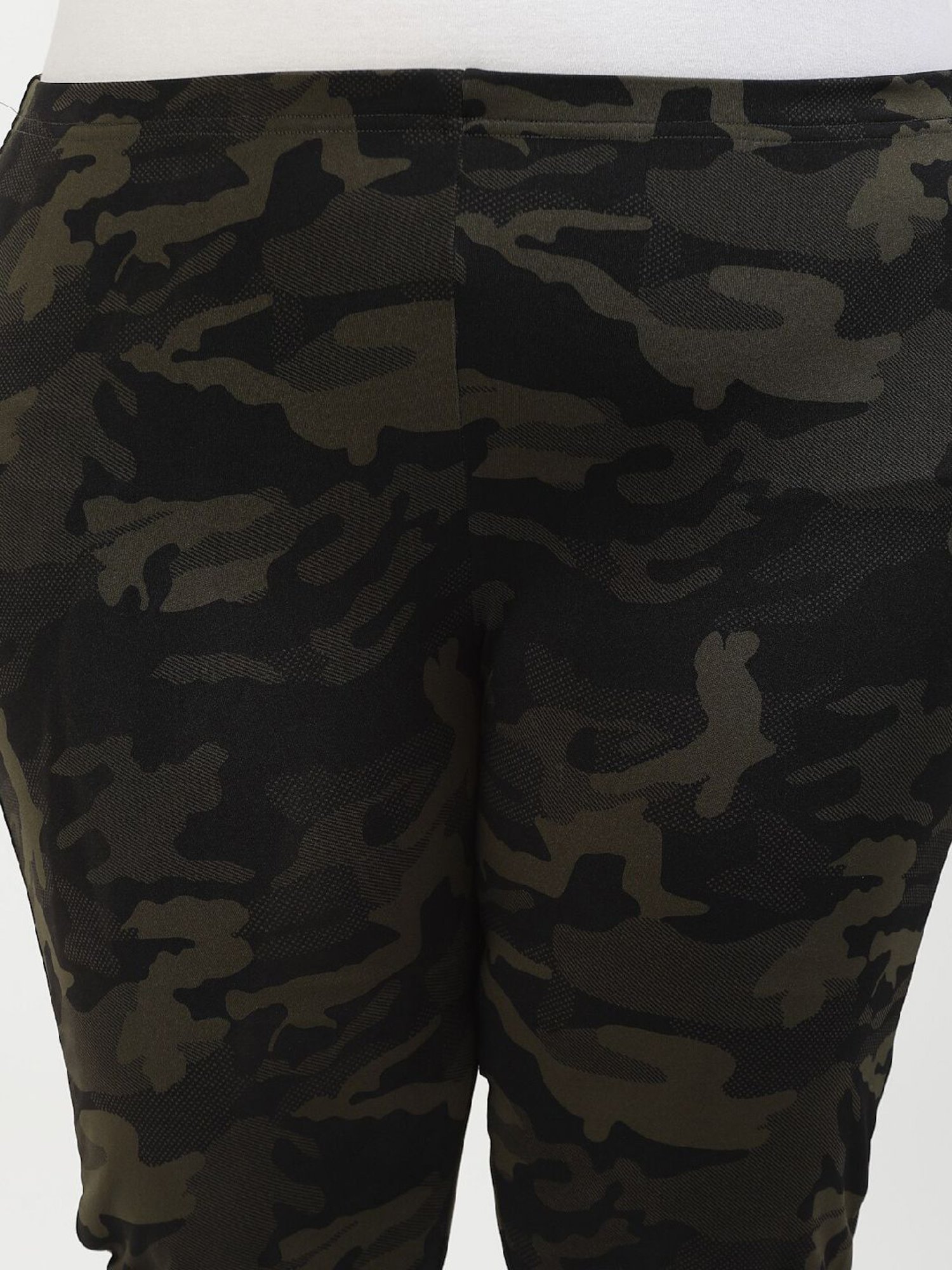 Melon by PlusS Green & Black Printed Capris