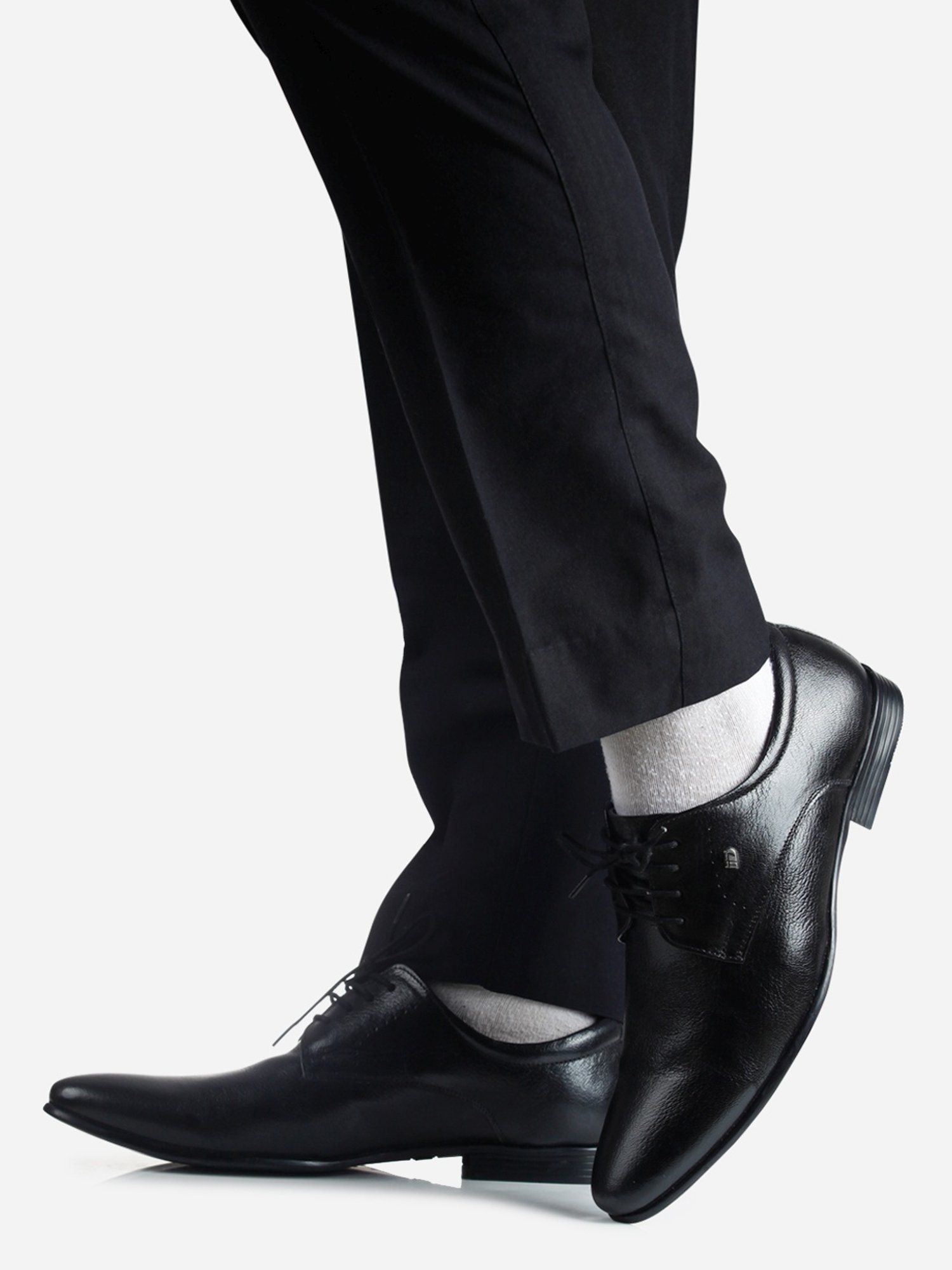 ID Men's Black Oxford Shoes