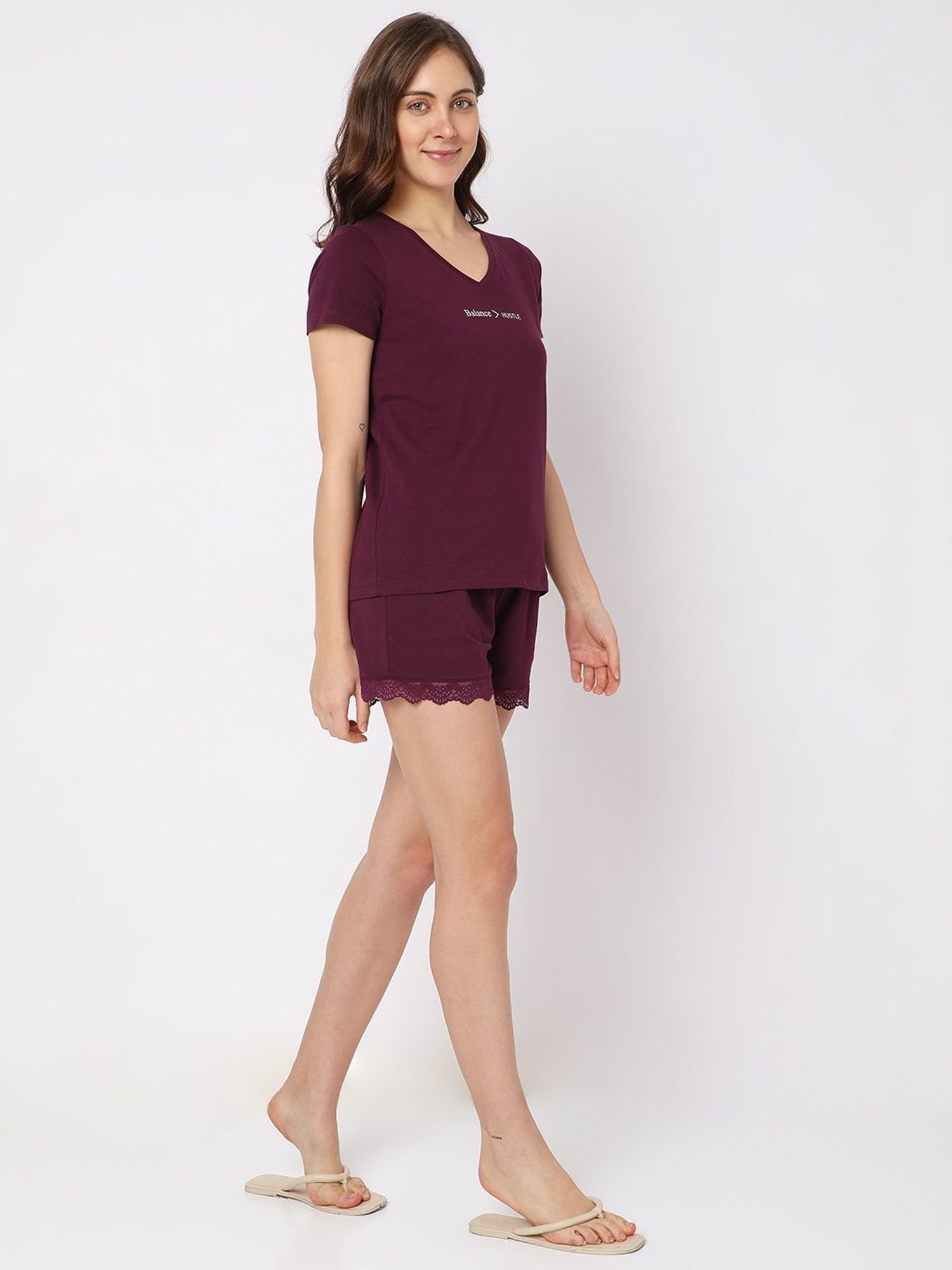 Vero Moda Intimates Wine Cotton Graphic Print T-Shirt With Shorts