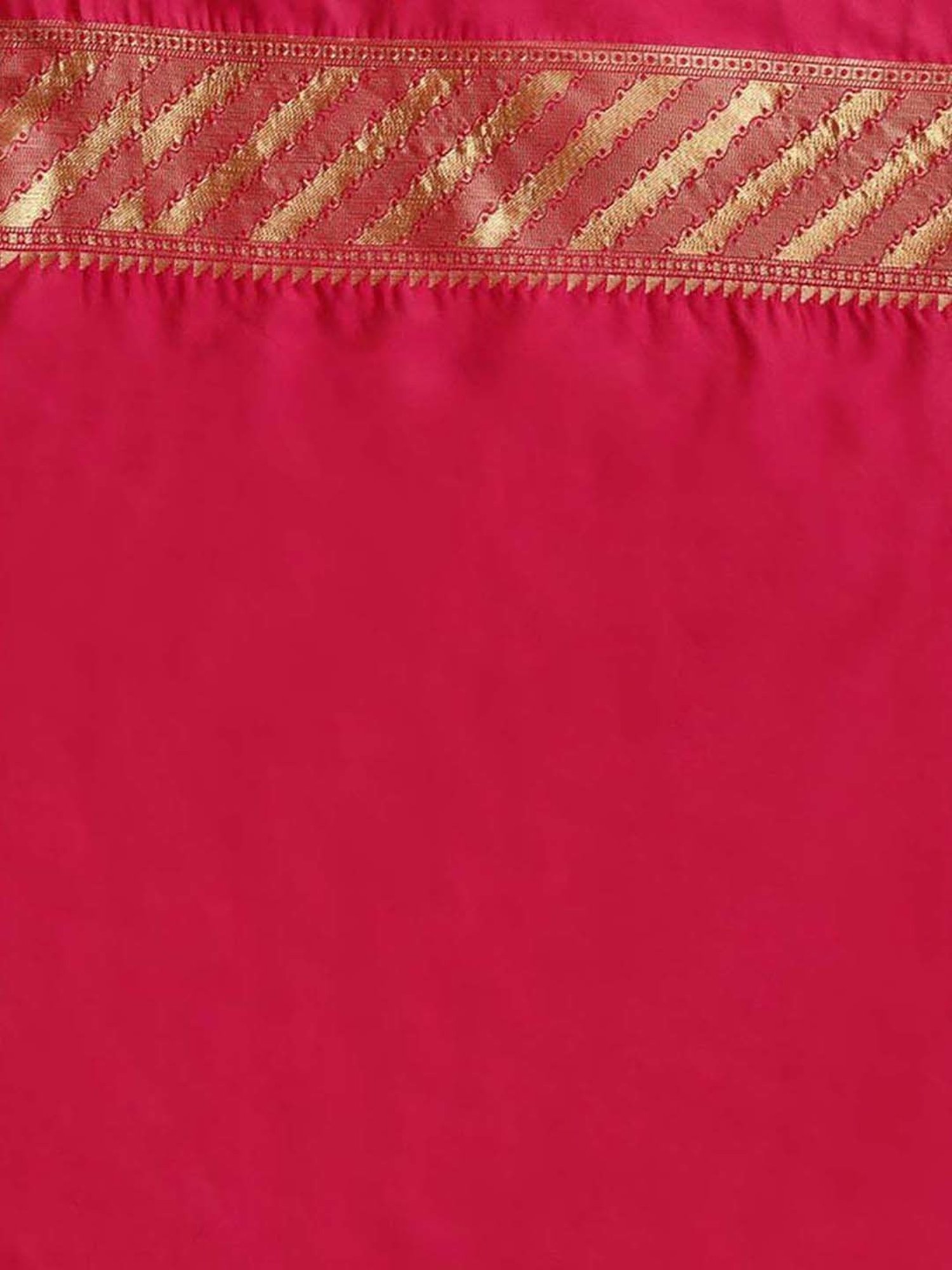Rangita Navy & Pink Woven Saree With Unstitched Blouse