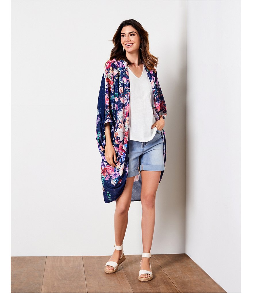 Reba Texture Embroidered Shirttail V-Neck Tank