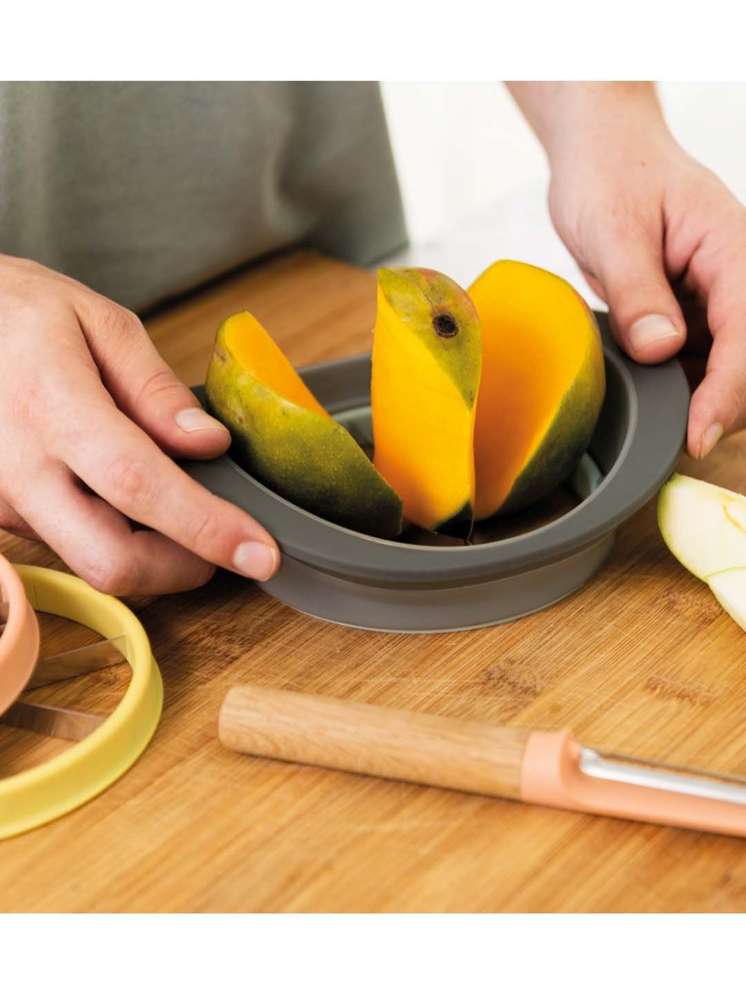 BergHOFF Leo Multicolor Multipurpose Slicers - Set of 3