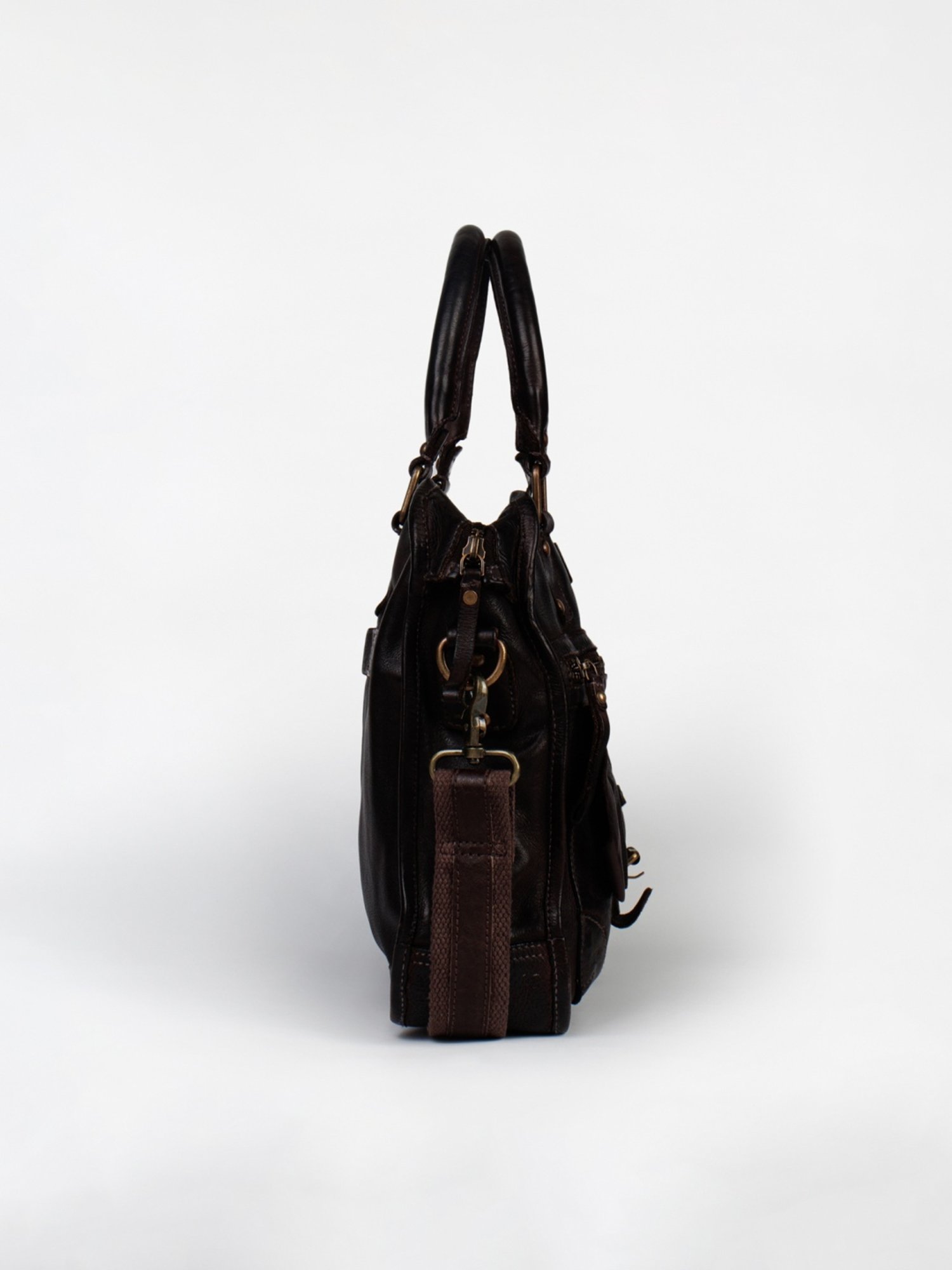 Art N Vintage Noah Brown Leather Solid Large Laptop Messenger Bag