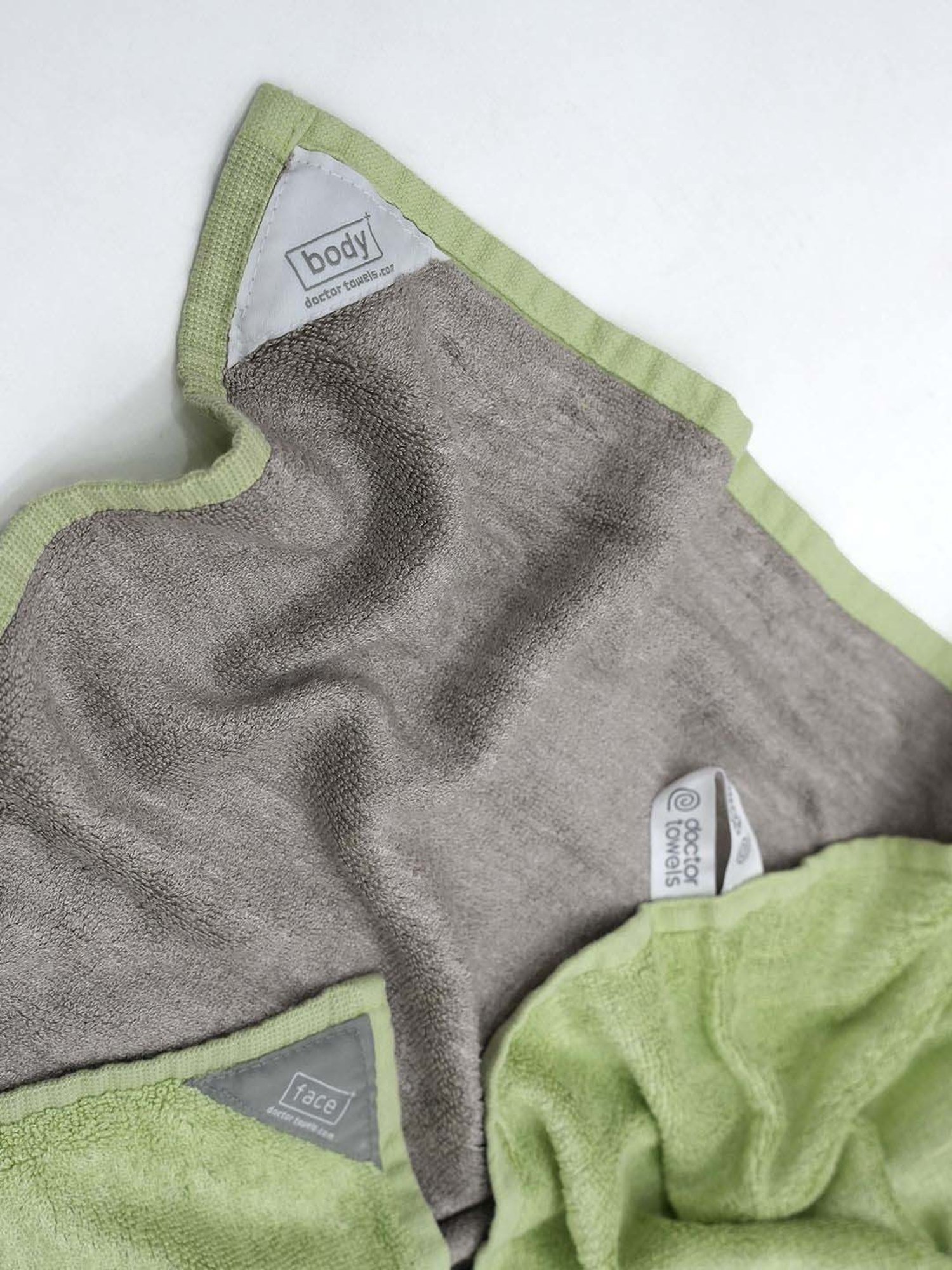 Doctor Towels Candy Green 550 GSM Banana Terry Bath Towel - Gift Box