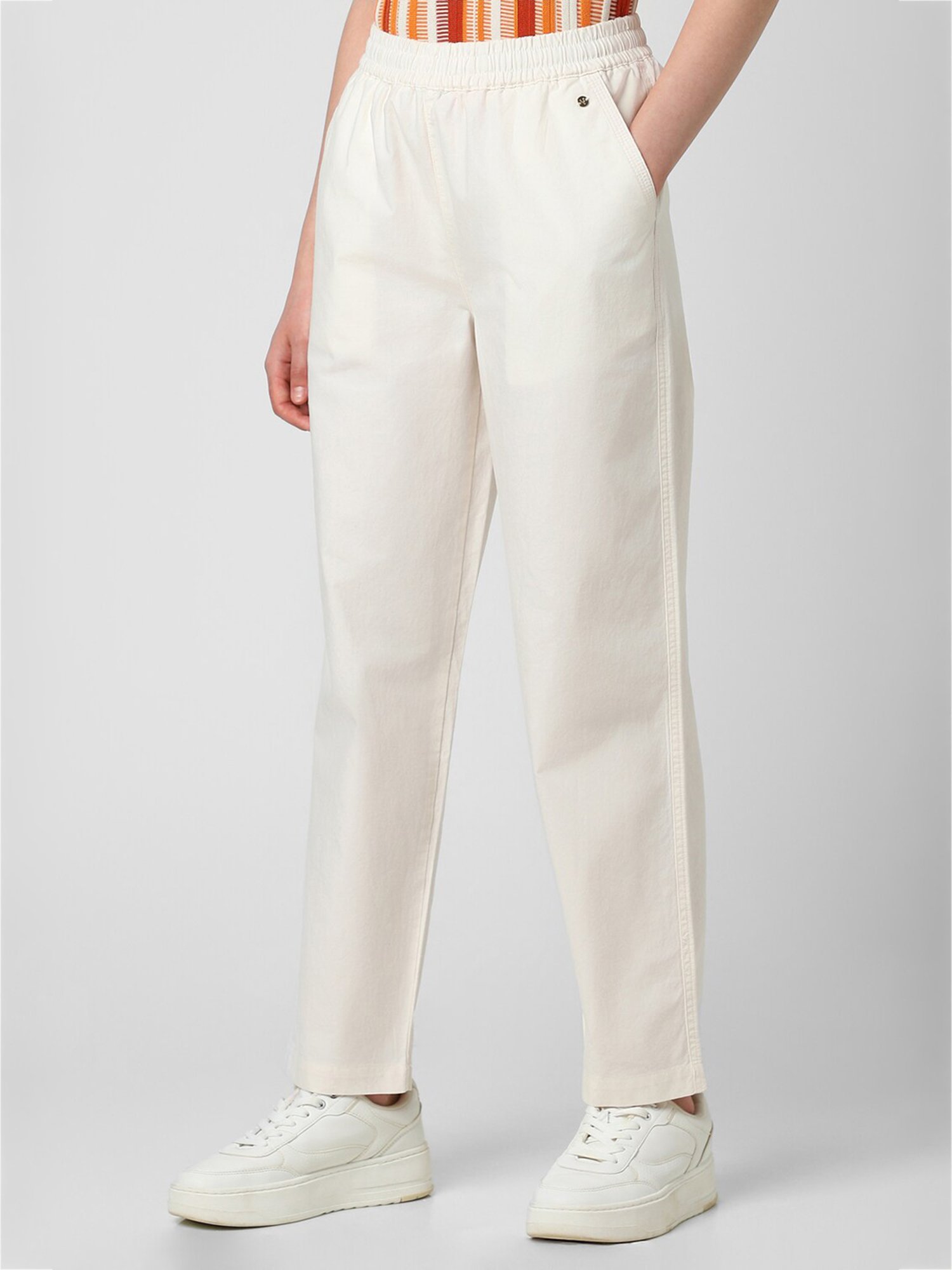 KENDALL + KYLIE Black Mid Rise Bootcut Pants