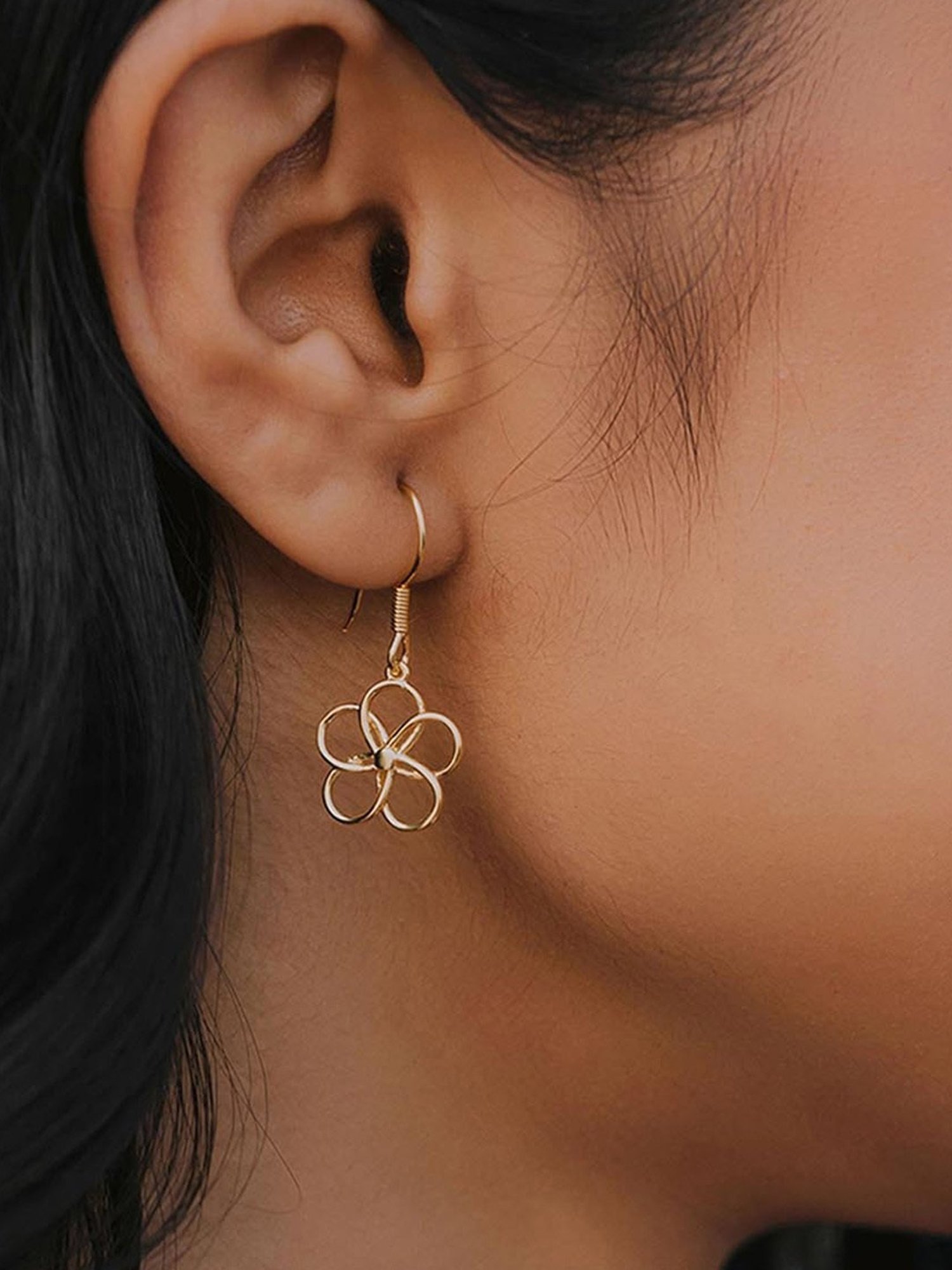 Shaya 92.5 Sterling Silver Springtime Bloom Flower Earrings for Women