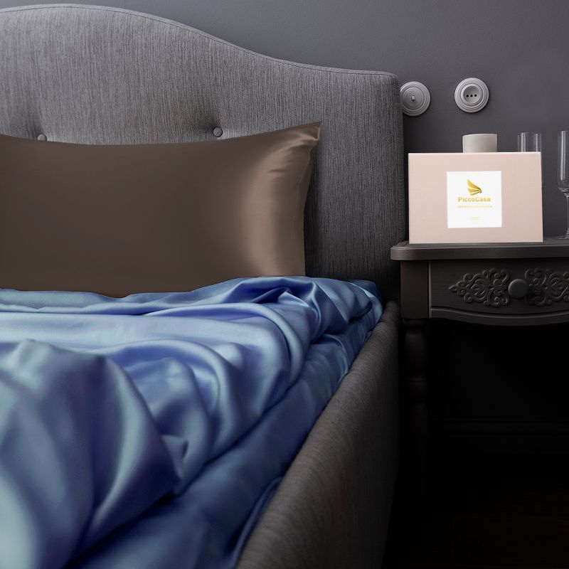 1 Pc 20&rdquo; x 30" Silk for Facial Beauty and Hair Pillow Case Black - PiccoCasa