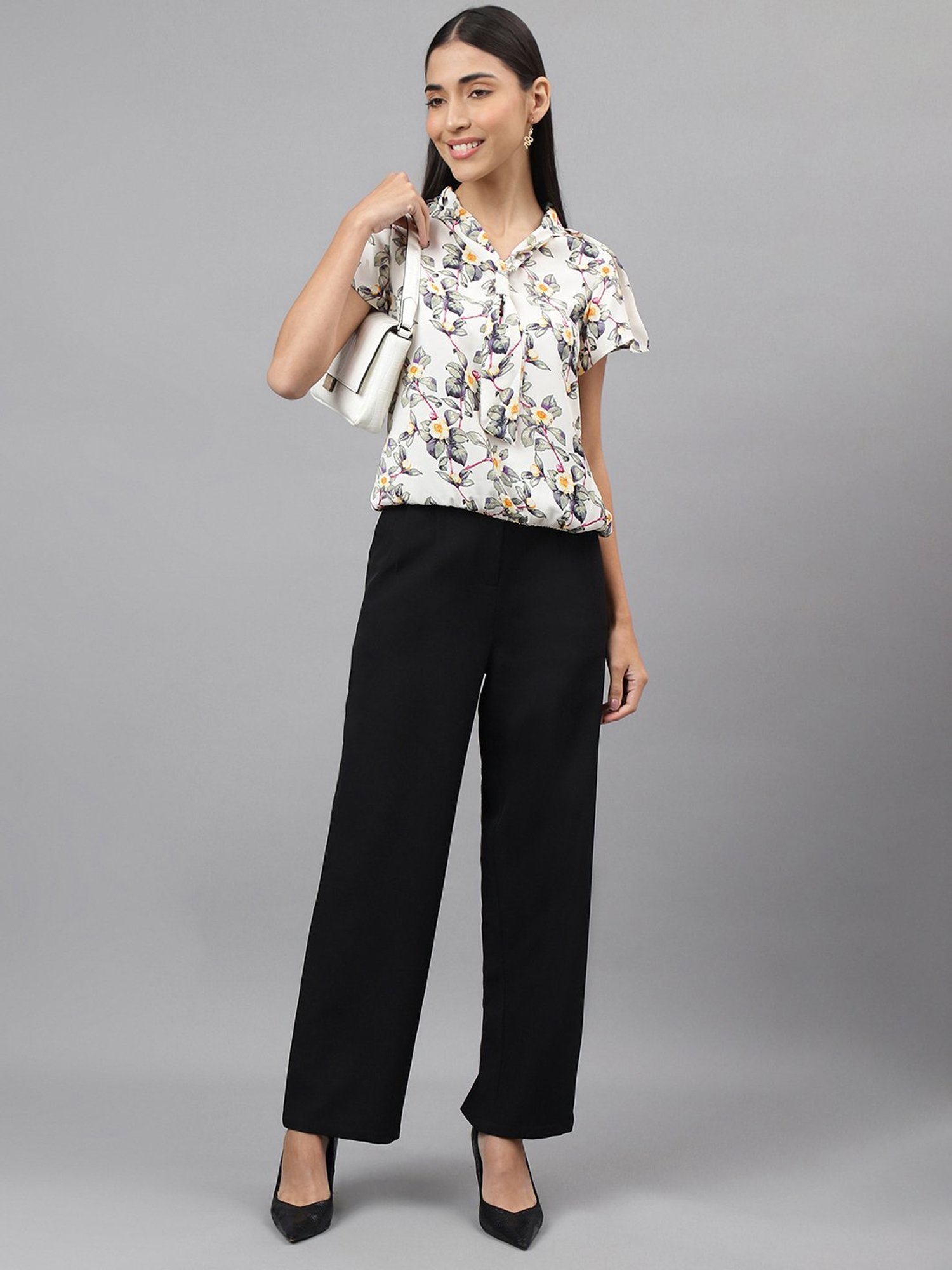 Latin Quarters Off White Floral Print Top