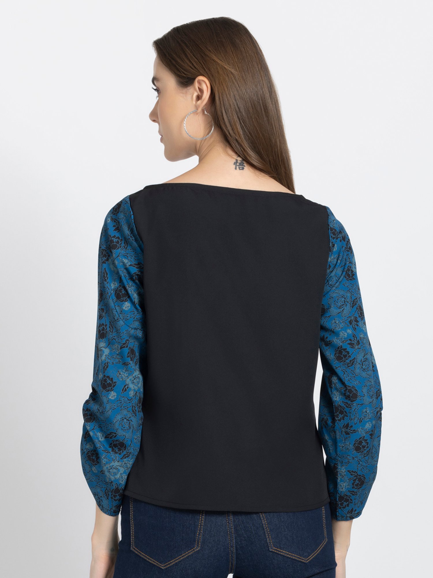 SHAYE Black Regular Fit Top