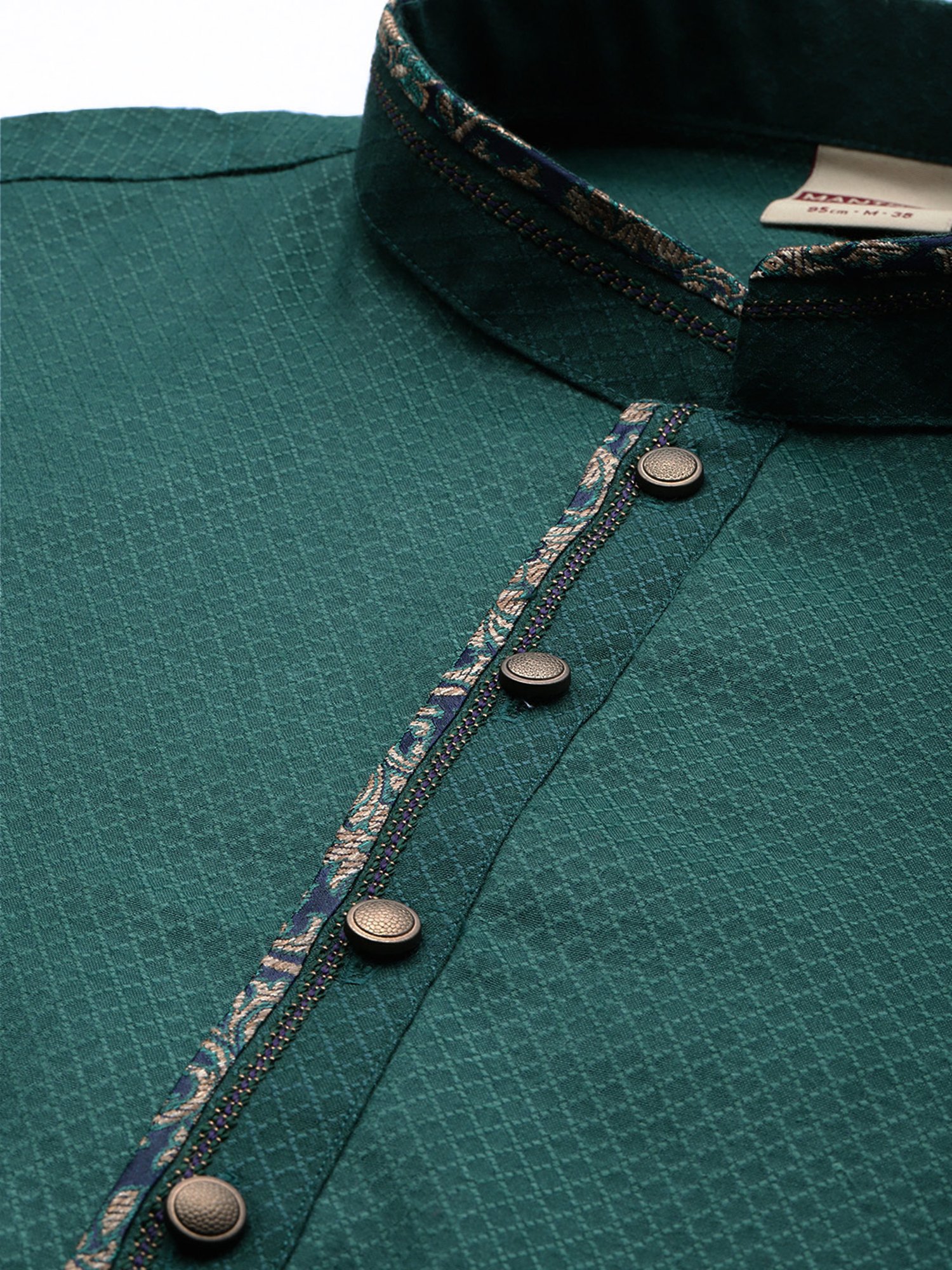 Manthan Green & Cream Regular Fit Self Design Kurta & Pyjamas Set