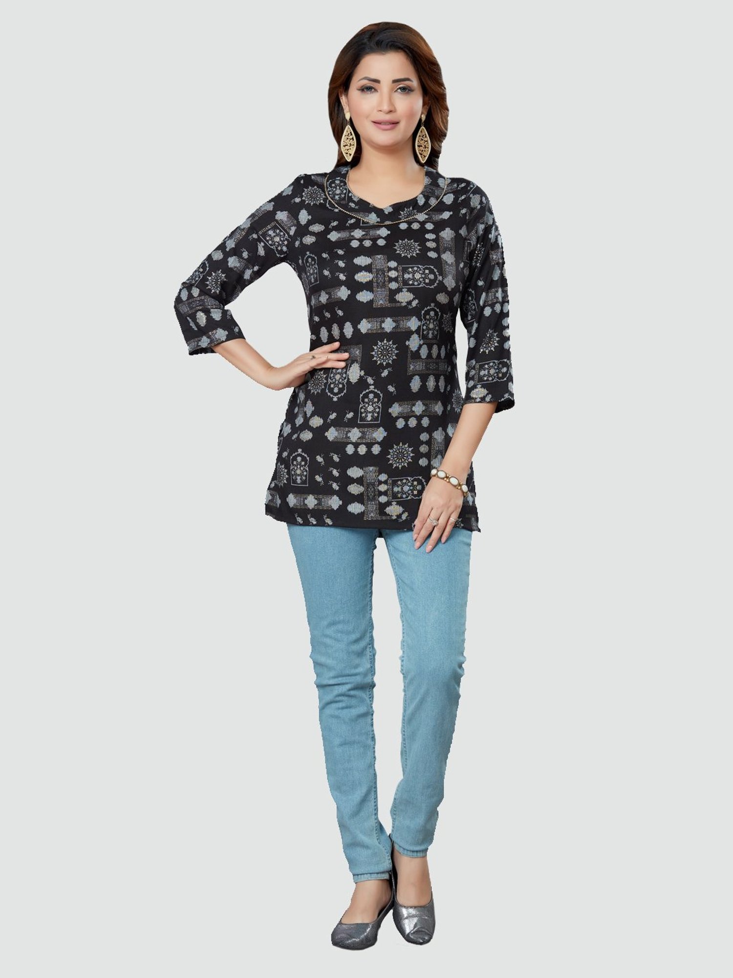 Saree Swarg Black Printed Straight Kurti