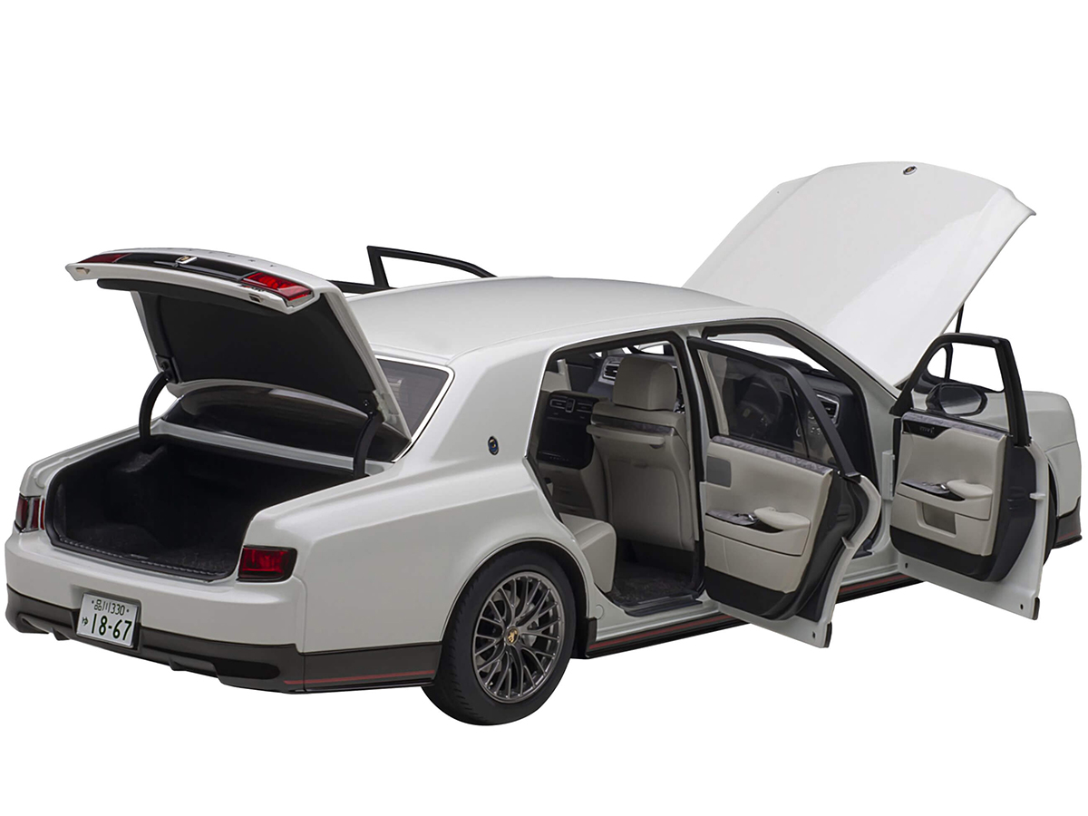 Toyota Rav4 Hybrid XSE White with Black Top and Sunroof 1/24 Diecast Model Car