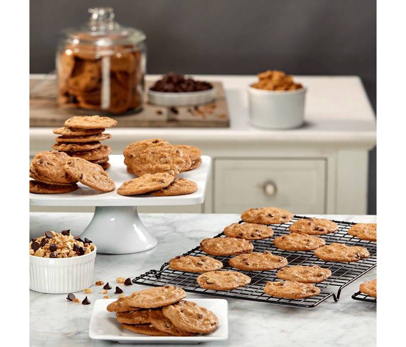 Tate's Bake Shop Walnut Chocolate Chip Cookies - 7oz