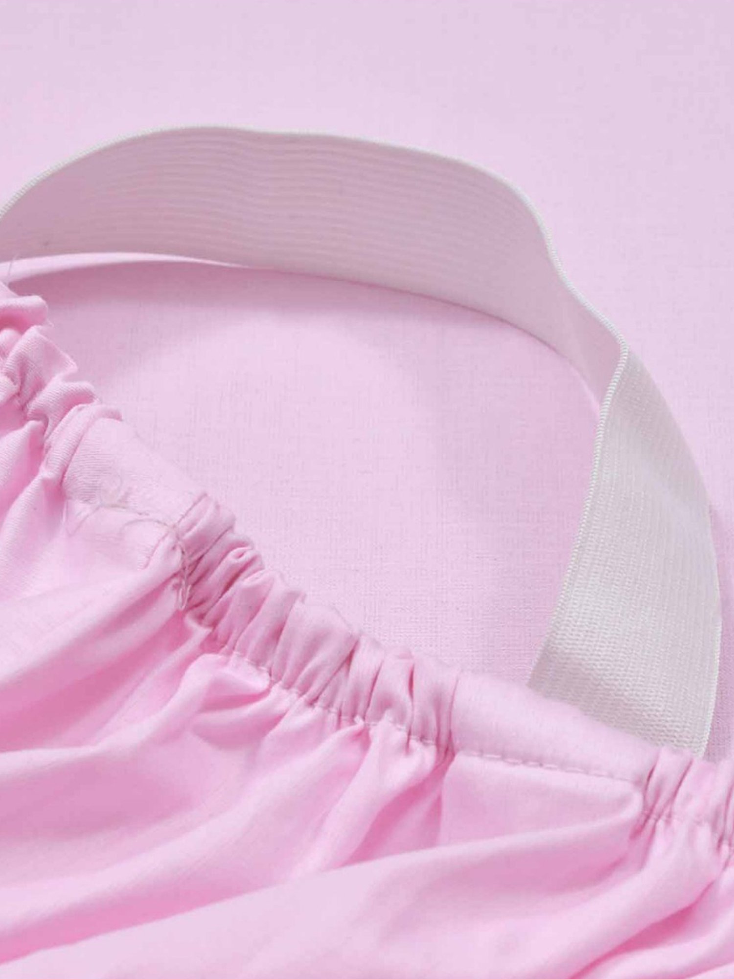 Haus & Kinder Solid Pink 300 TC Cotton Bed Sheet with 1 Pillow Cover