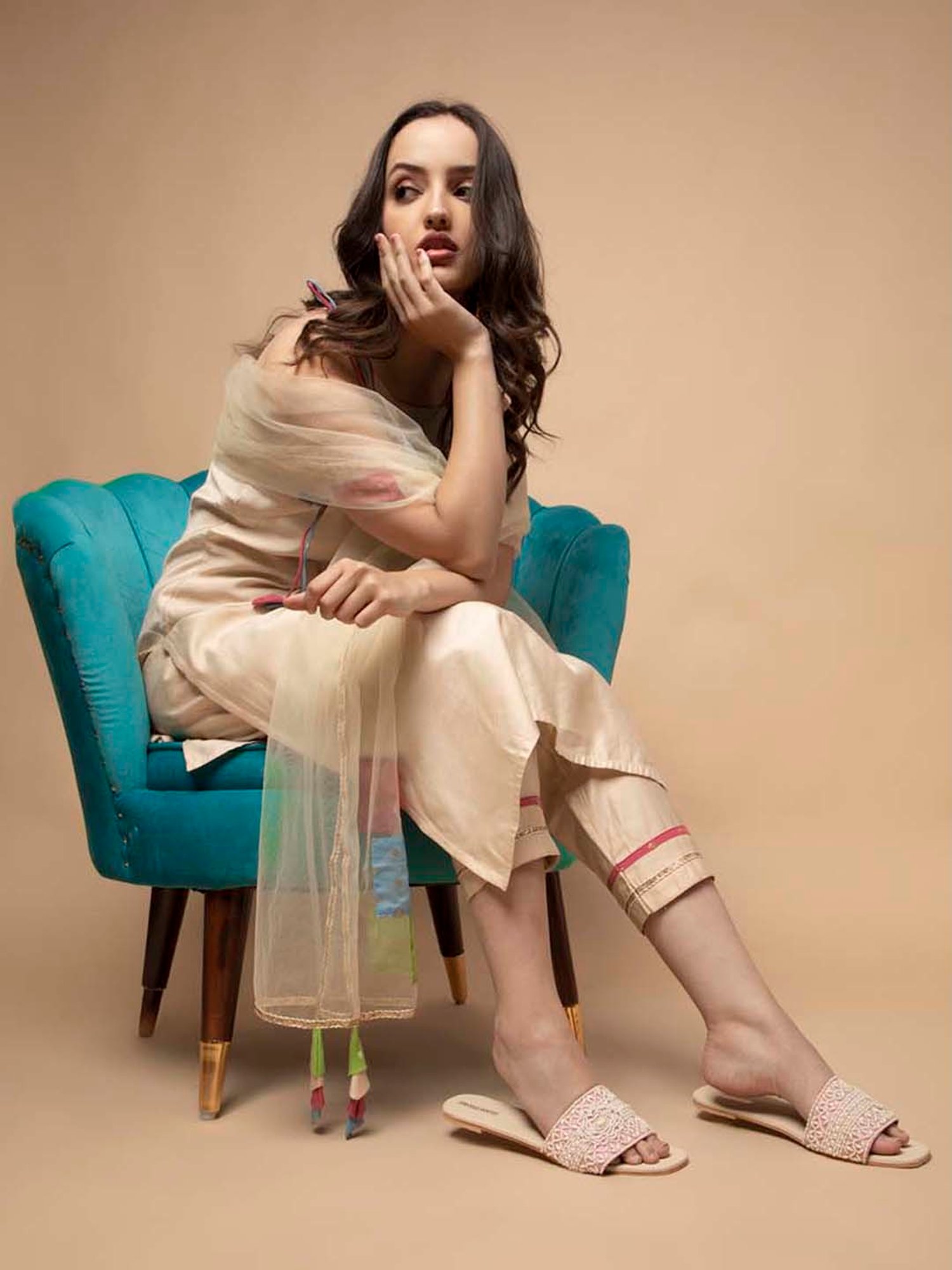 Glam Story Women's Pink Ethnic Sandals