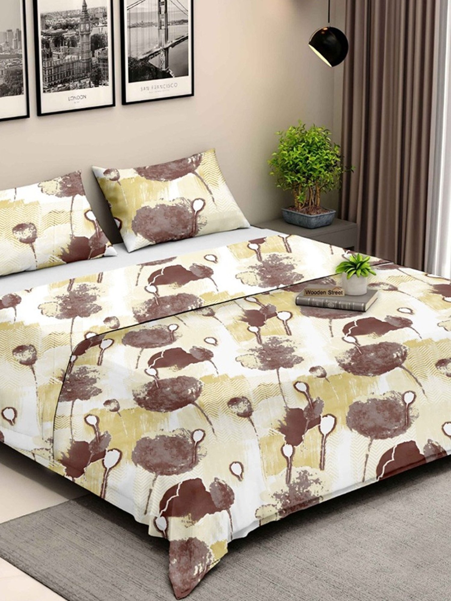Ariana Rome Floral Coffie 210 TC Cotton Super king Bedsheet with 2 Pillow Covers