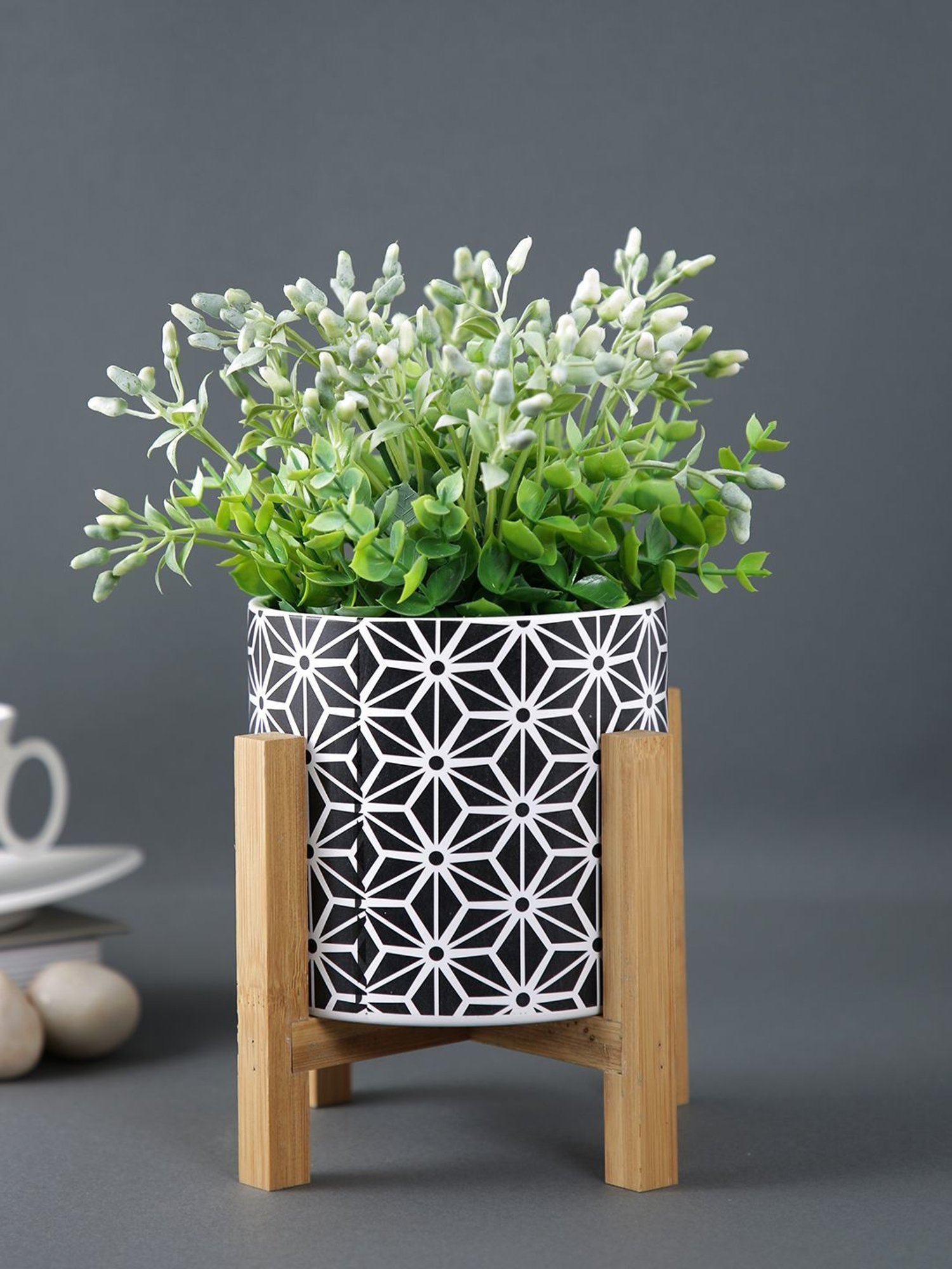 Tayhaa Black & White Ceramic Planter
