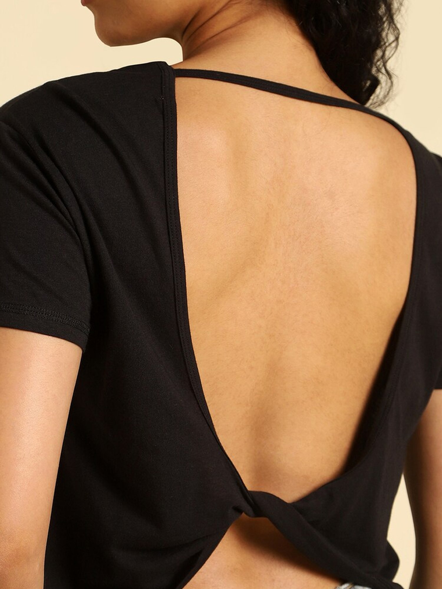 Forever 21 Black Regular Fit Crop Top