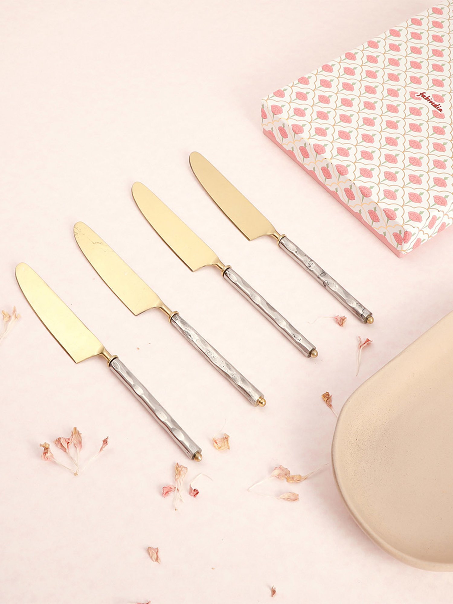 Fabindia Home Dhaani Grey Metal Dinner Knife - Set of 4