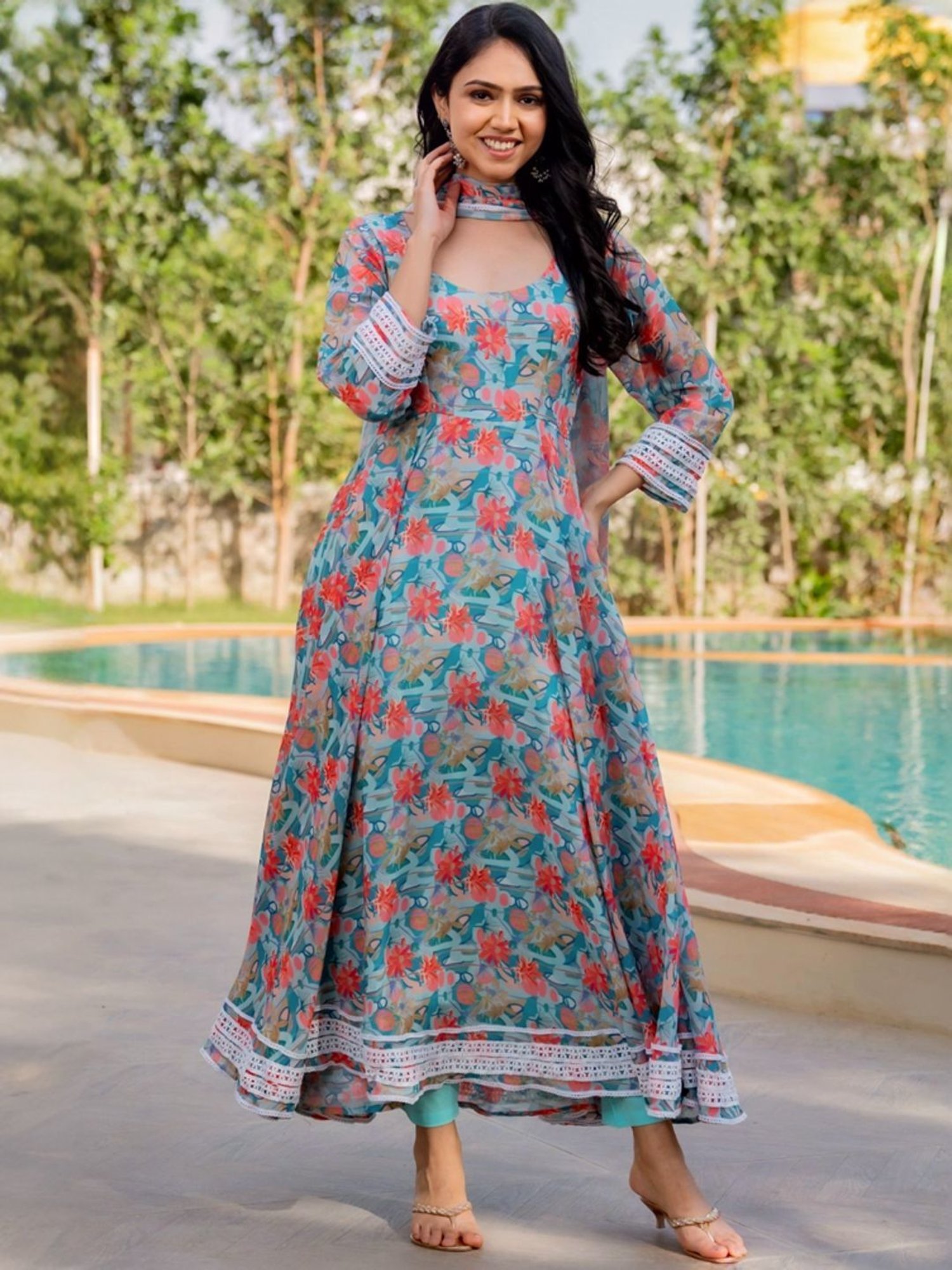 HOUSE OF JAMOTI Blue Printed Anarkali Kurta With Dupatta