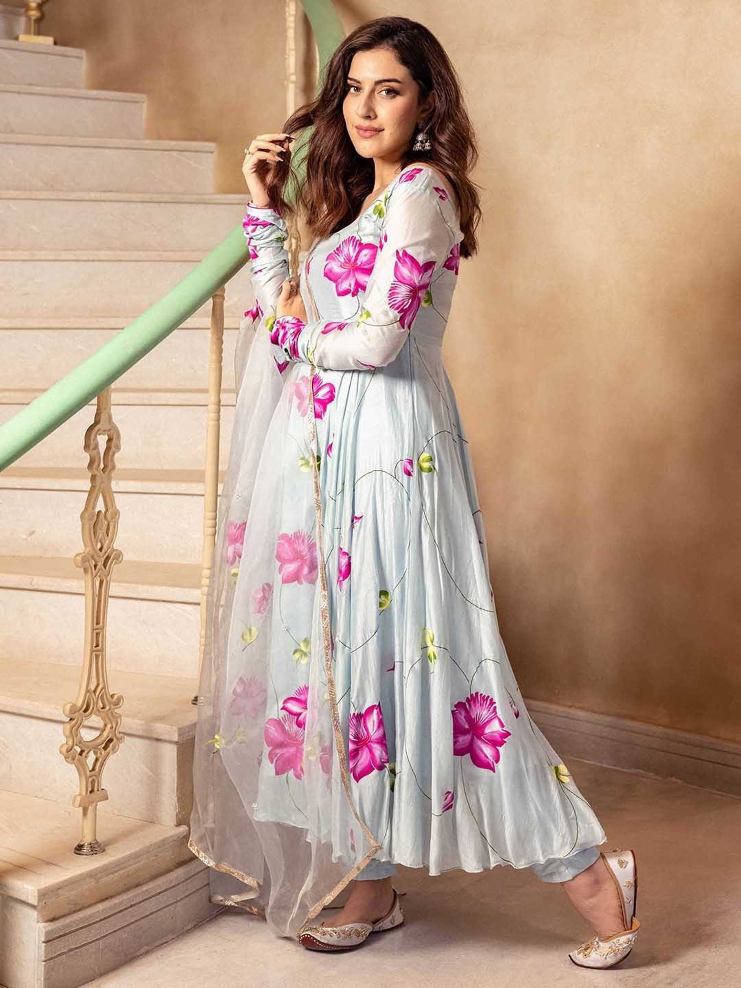 AACHHO Blue Varari Hand Painted Suit Set