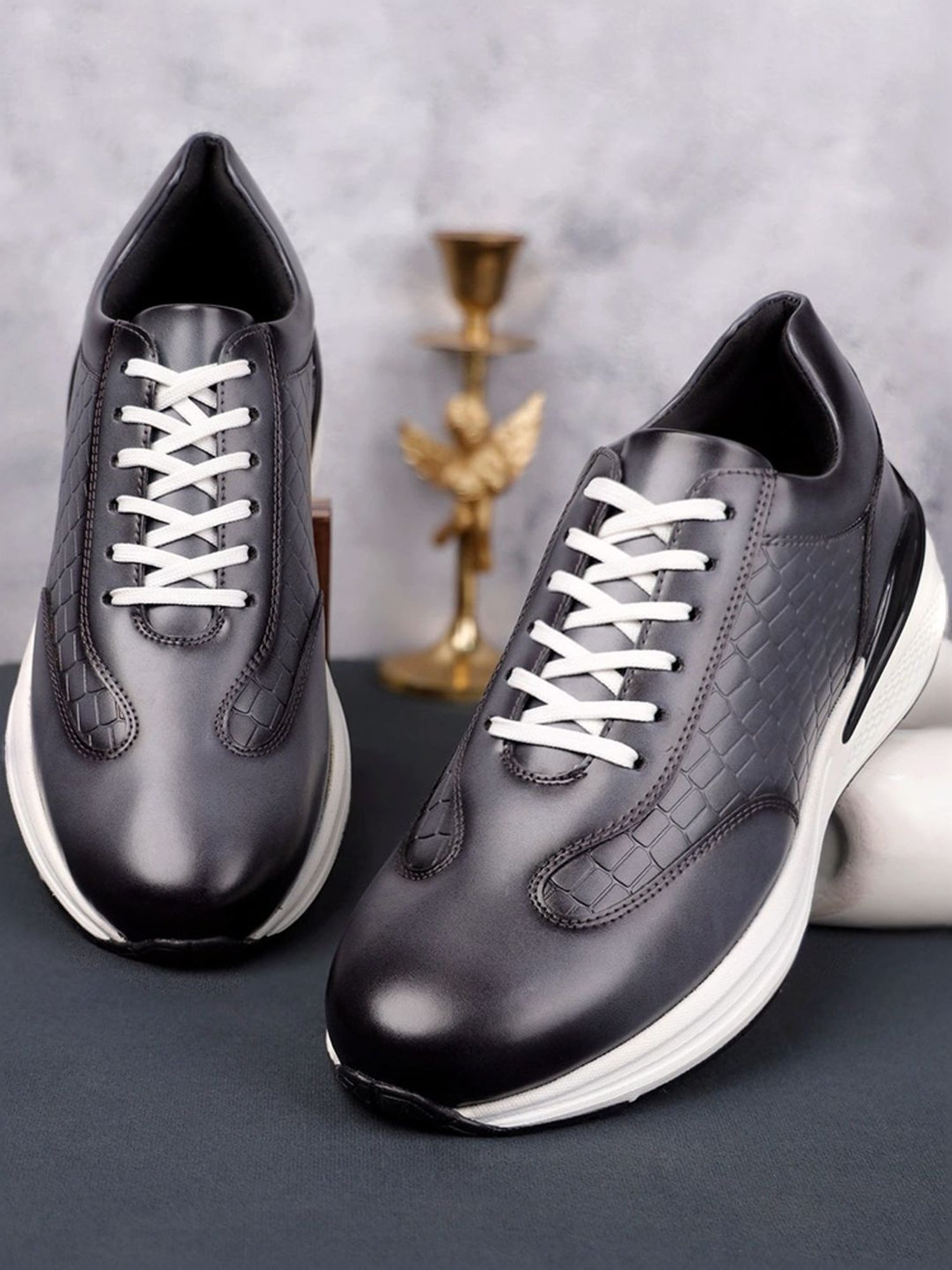 Louis Stitch Men's Dutch Grey Casual Sneakers