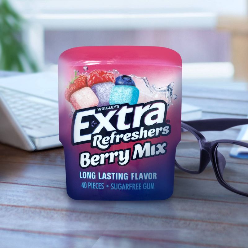 Extra Refreshers Berry Mix Gum 40-Piece Bottle